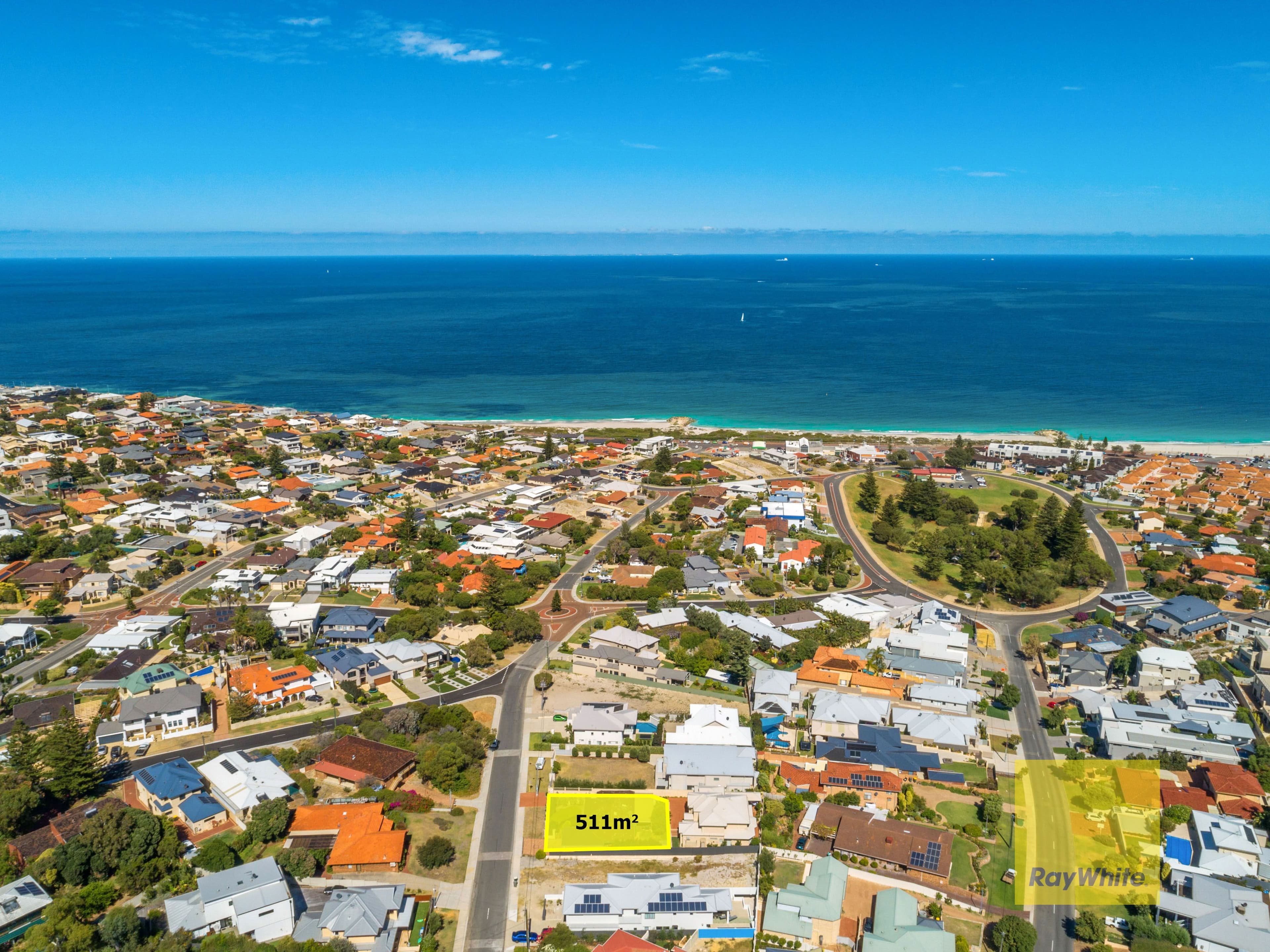 21 Parker Avenue, Sorrento WA 6020, Sorrento - Thumbnail 2