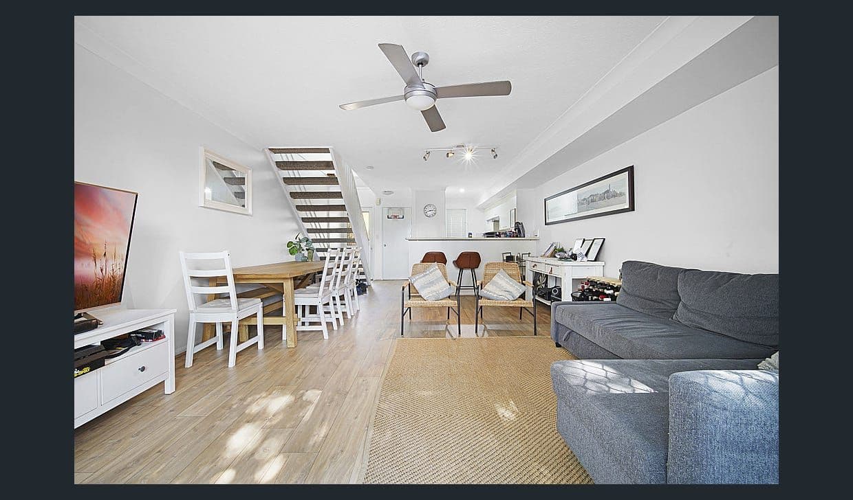 215 COTTESLOE Drive, Mermaid Waters QLD 4218, Mermaid Waters - Image 1