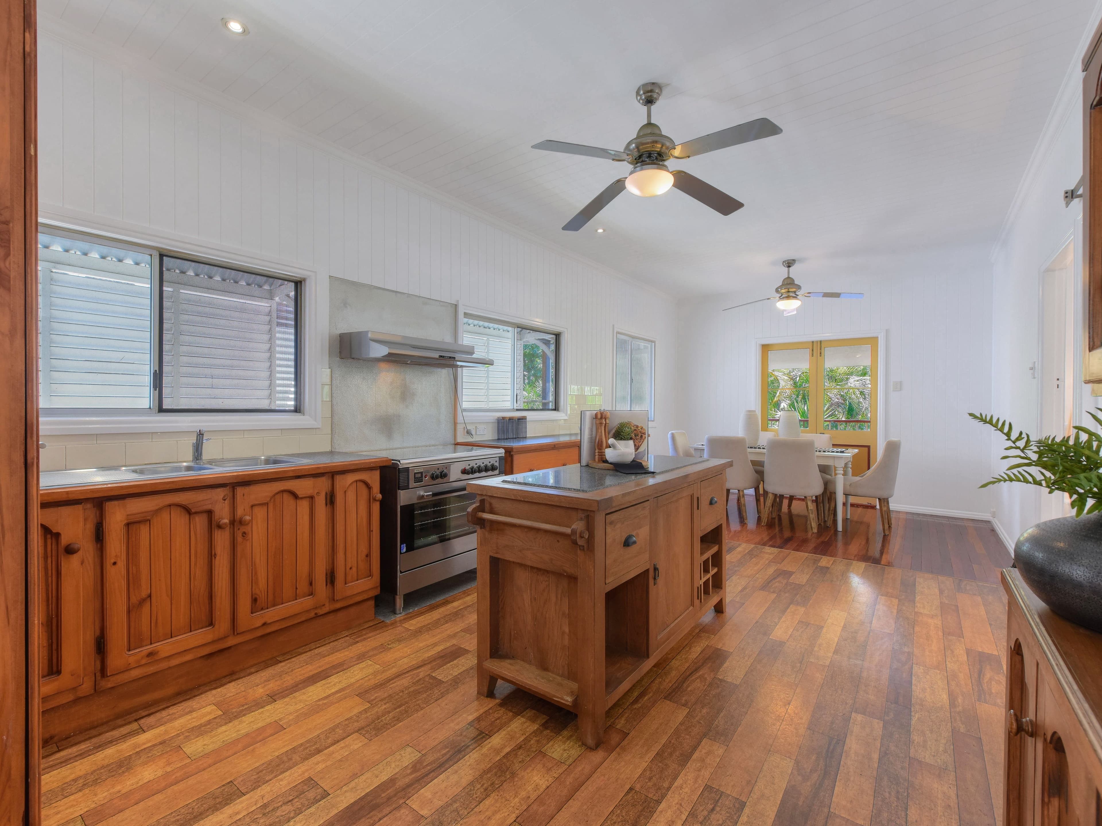 188 Agnew Street, Morningside QLD 4170, Morningside - Thumbnail 3
