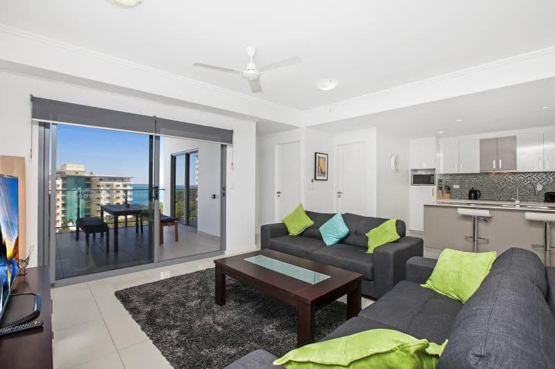 805 (37) /108 Mitchell Street, DARWIN CITY NT 0800, Darwin City - Thumbnail 2