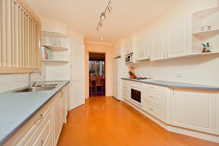 13 Mathieson Crescent, Weetangera ACT 2614, Weetangera - Thumbnail 2