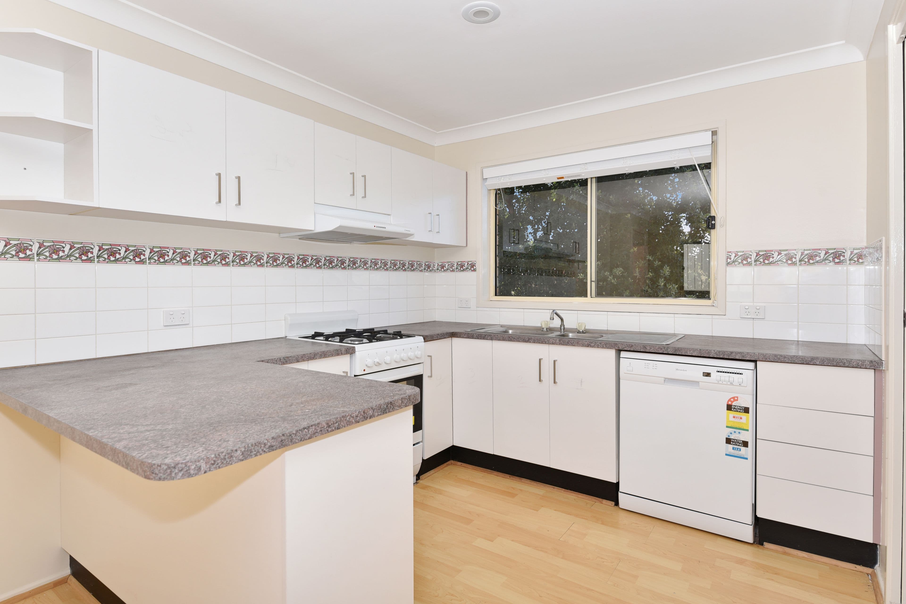 858 Pacific Highway, Niagara Park NSW 2250, Niagara Park - Thumbnail 3