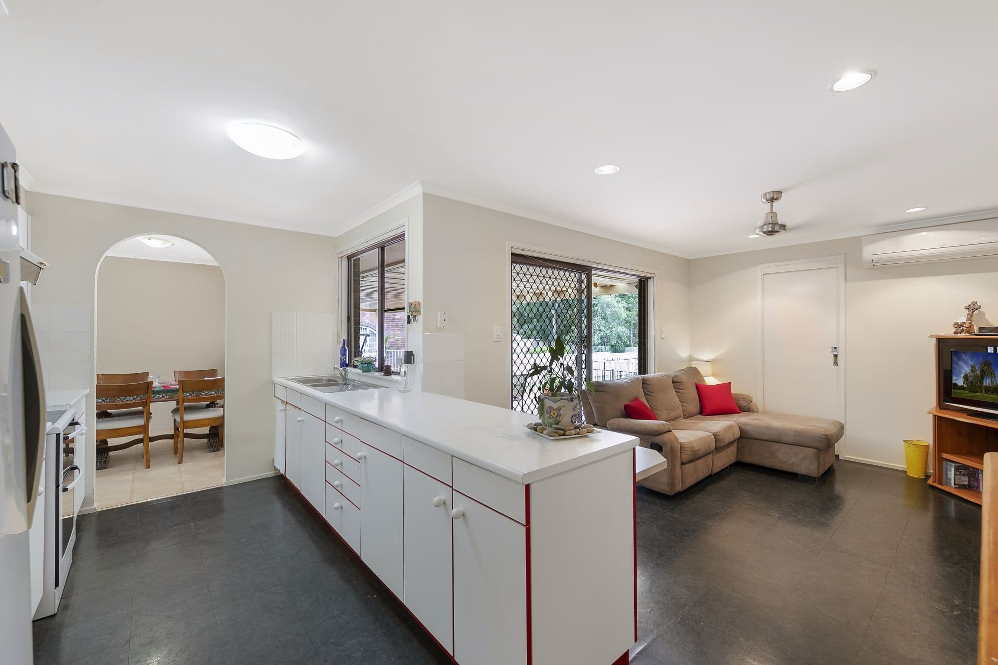 14 Bristowe Close, Ourimbah - Thumbnail 4