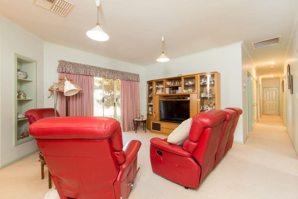 2770 Sixteenth Street, Irymple VIC 3498, Irymple - Thumbnail 2