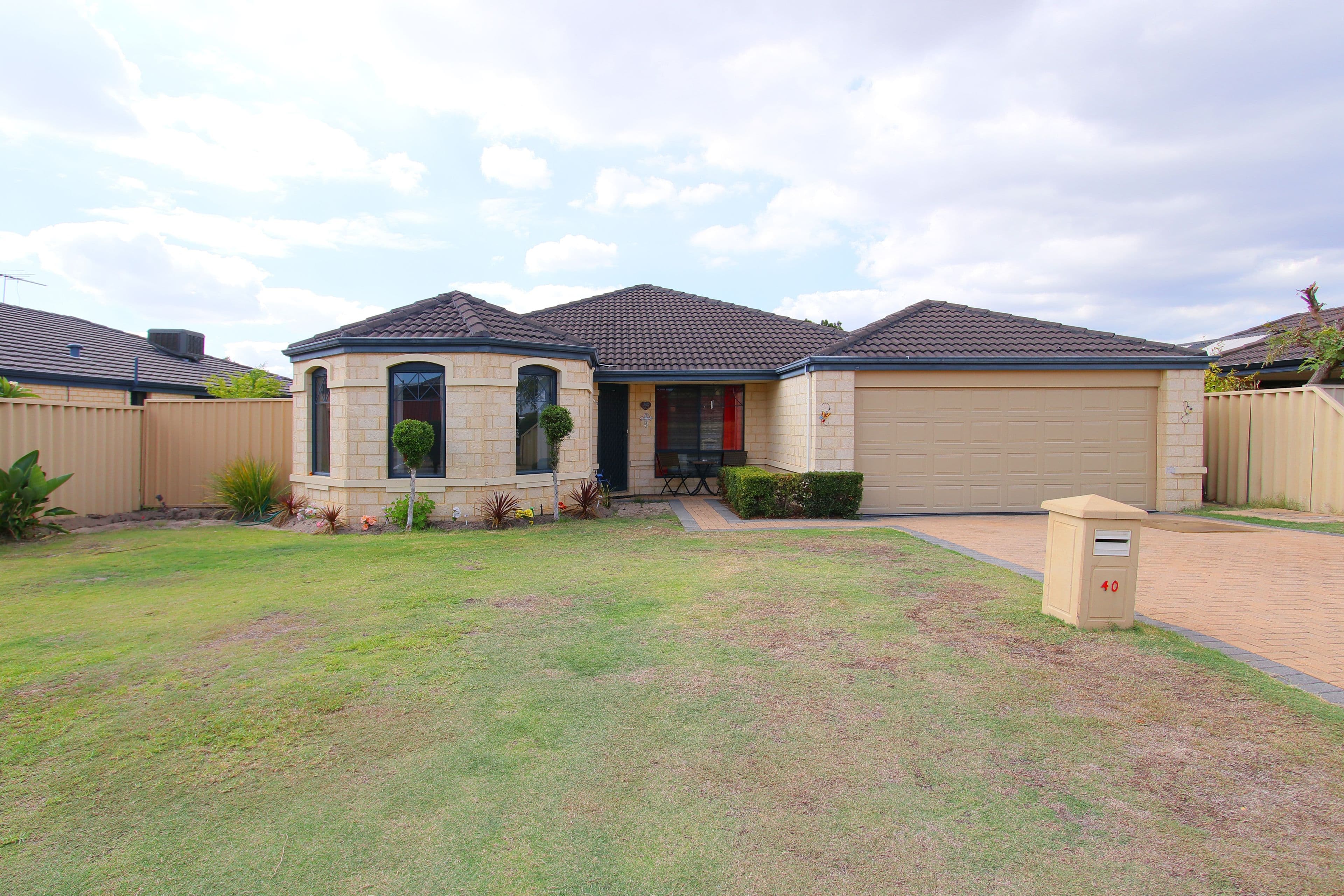40 Amherst Road, Canning Vale WA 6155, Canning Vale - Image 1