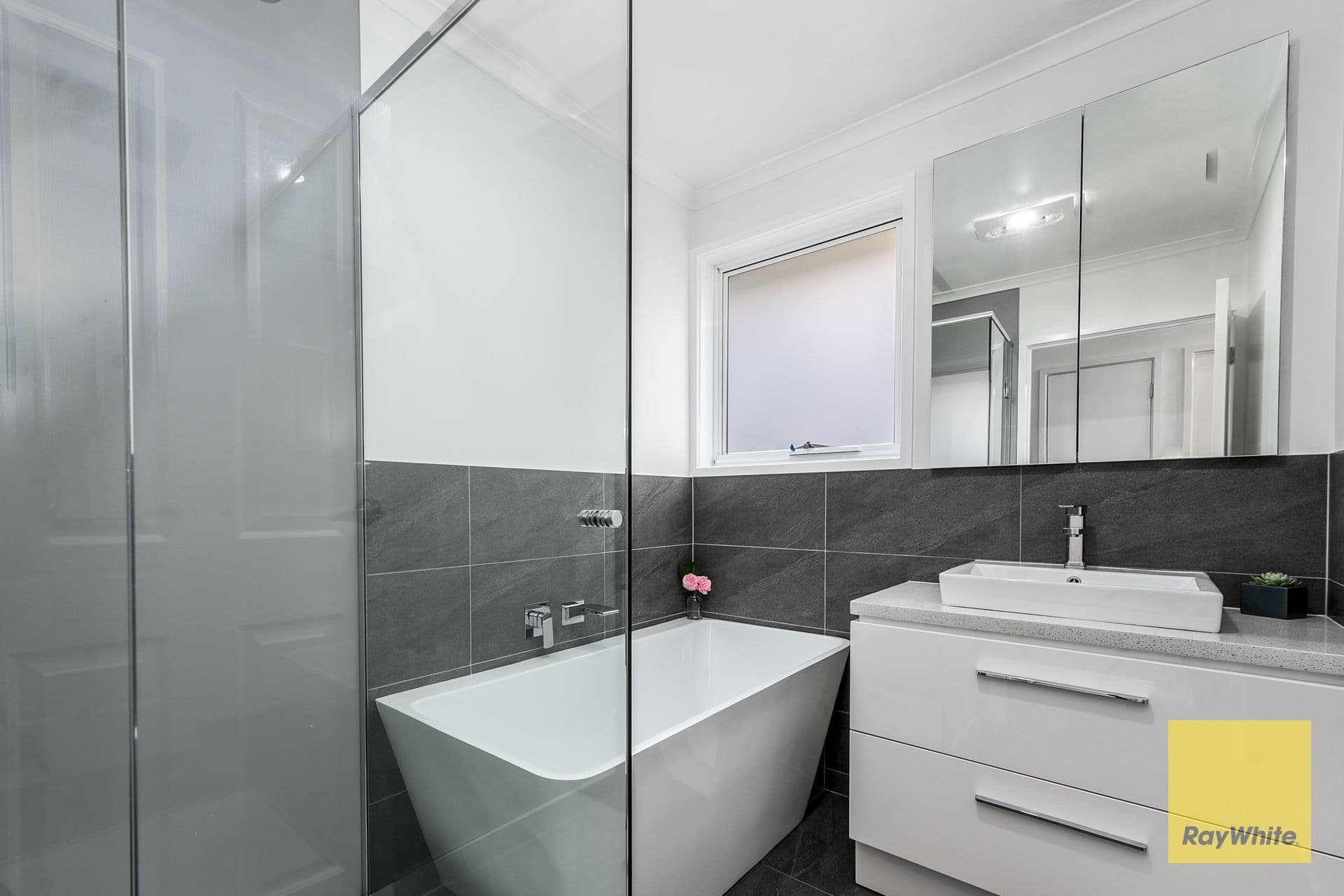 35 Sarona Street, Dandenong VIC 3175, Dandenong - Thumbnail 5