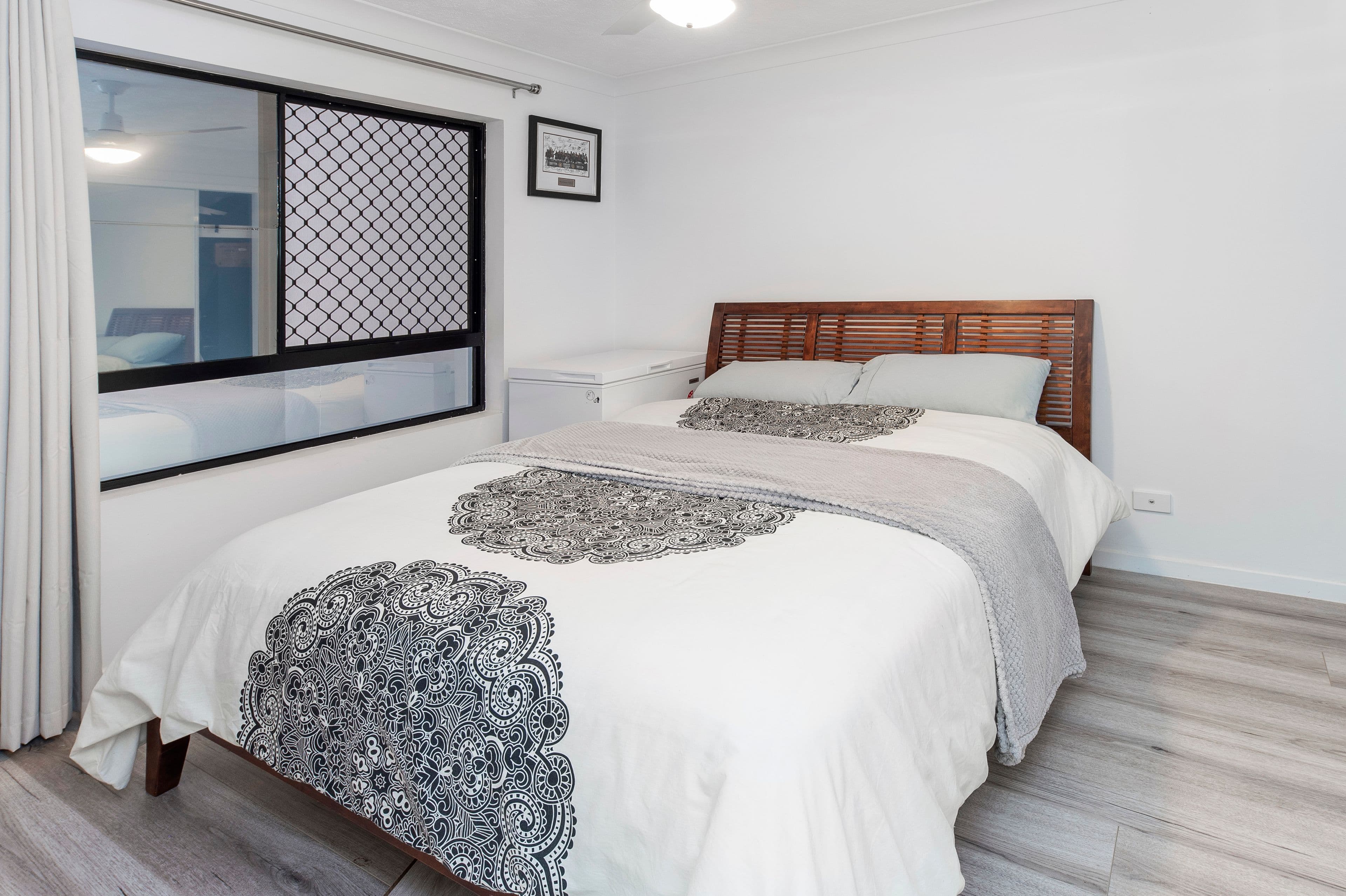 15 Lloyd Street, Southport QLD 4215, Southport - Thumbnail 4