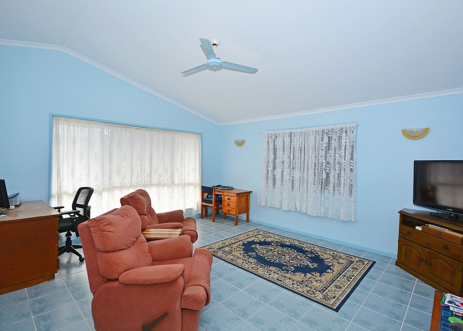 73-75 Newhaven Street, Pialba QLD 4655, Pialba - Thumbnail 3
