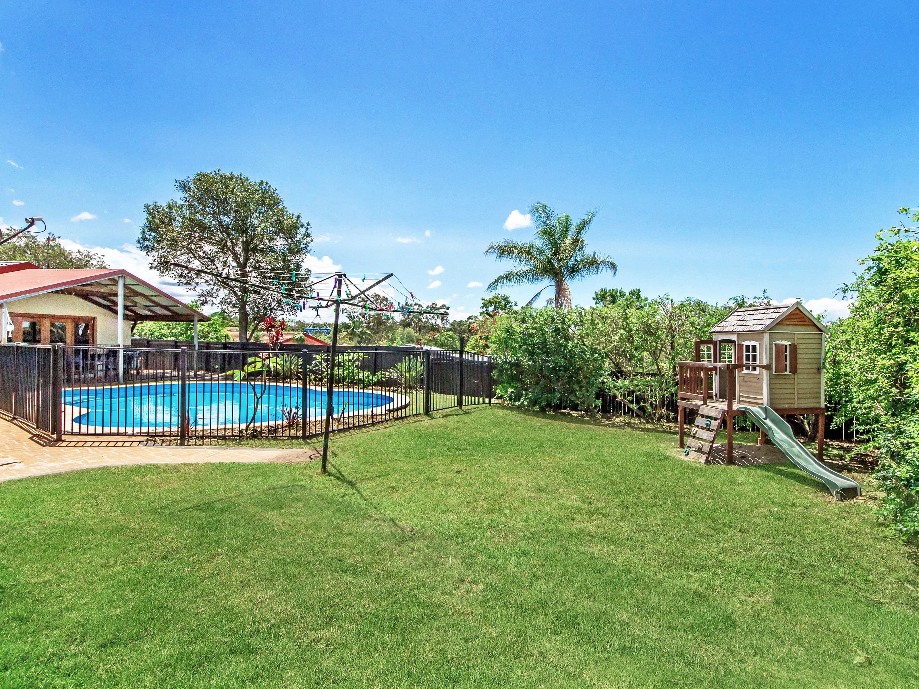 4 Burgundy Court, Highland Park QLD 4211, Highland Park - Thumbnail 4