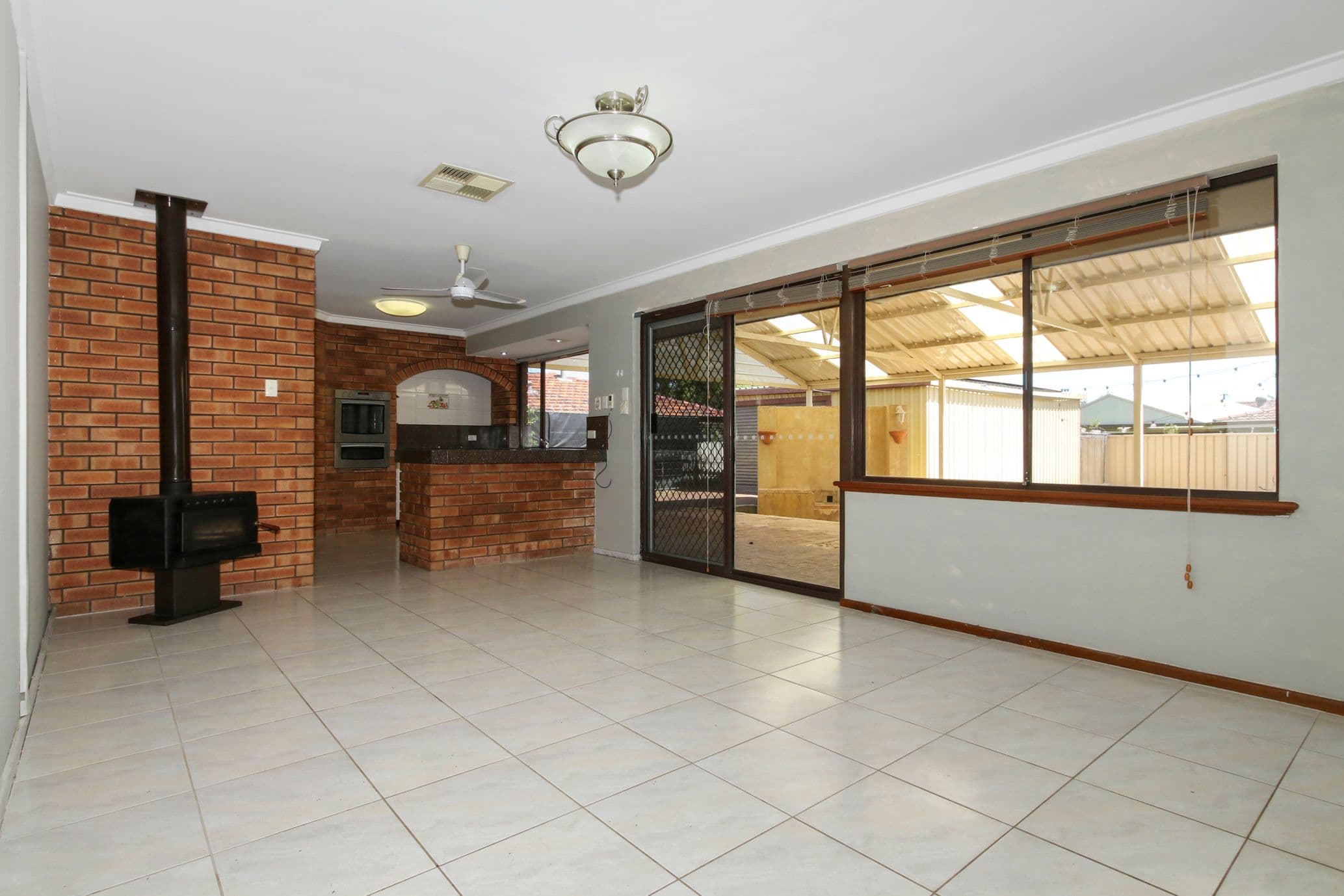 87 Agincourt Drive, Forrestfield WA 6058, Forrestfield - Thumbnail 5
