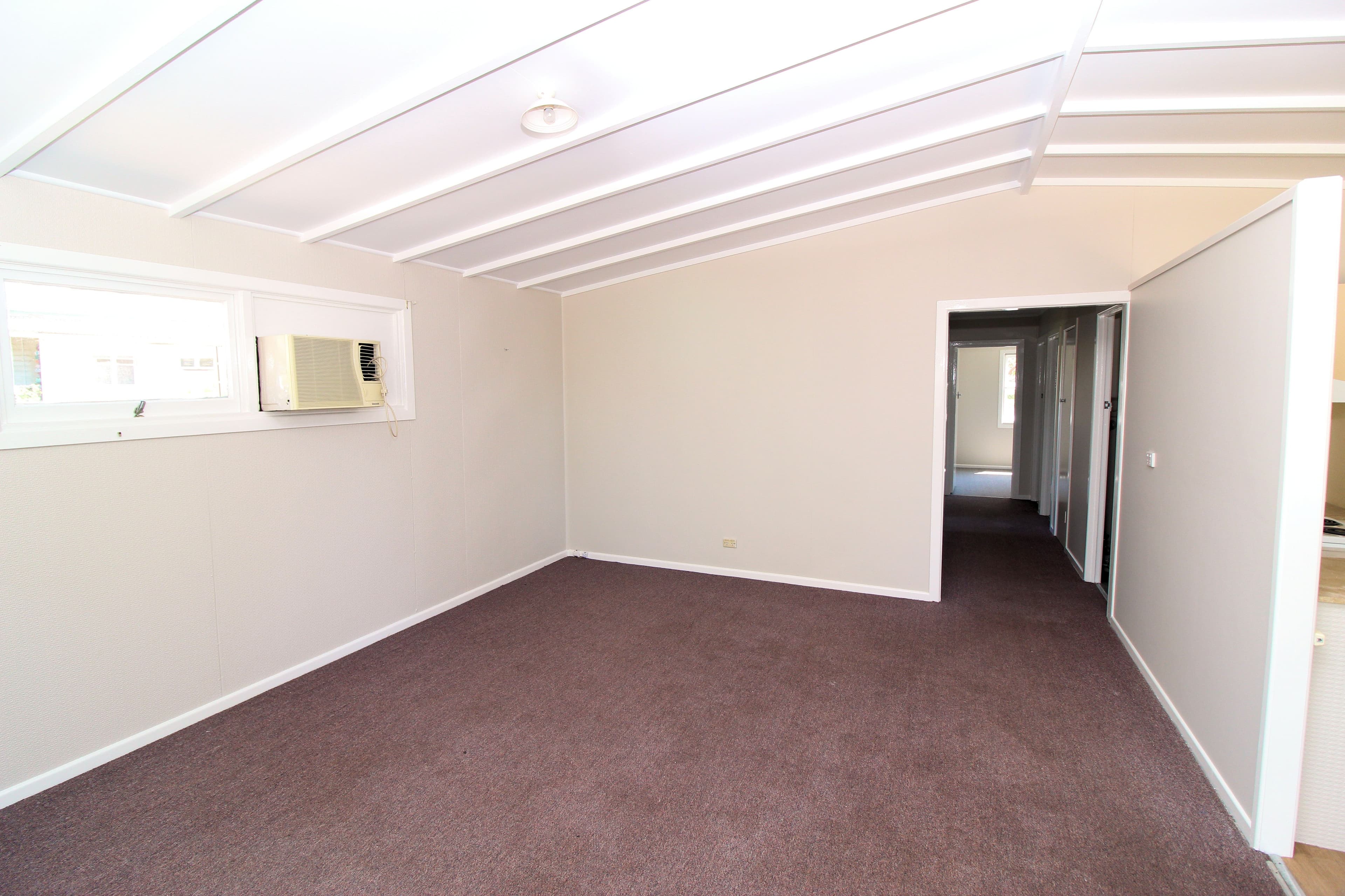 3 Oxford Street, Crows Nest QLD 4355, Crows Nest - Thumbnail 2
