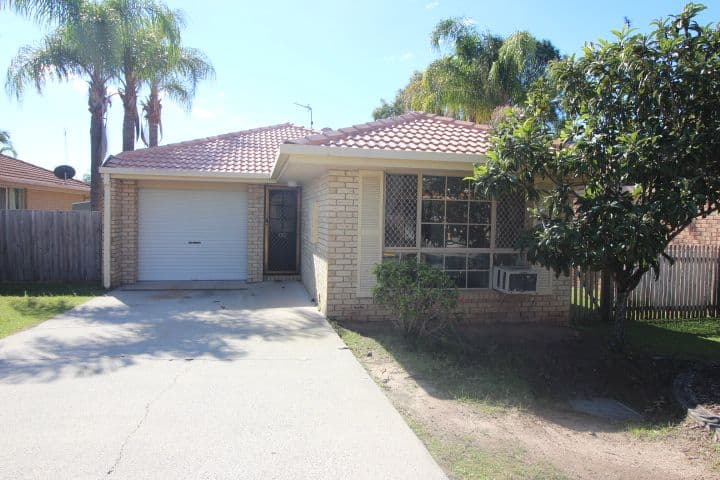 31 Usher Avenue, Labrador QLD 4215, Labrador - Thumbnail 2