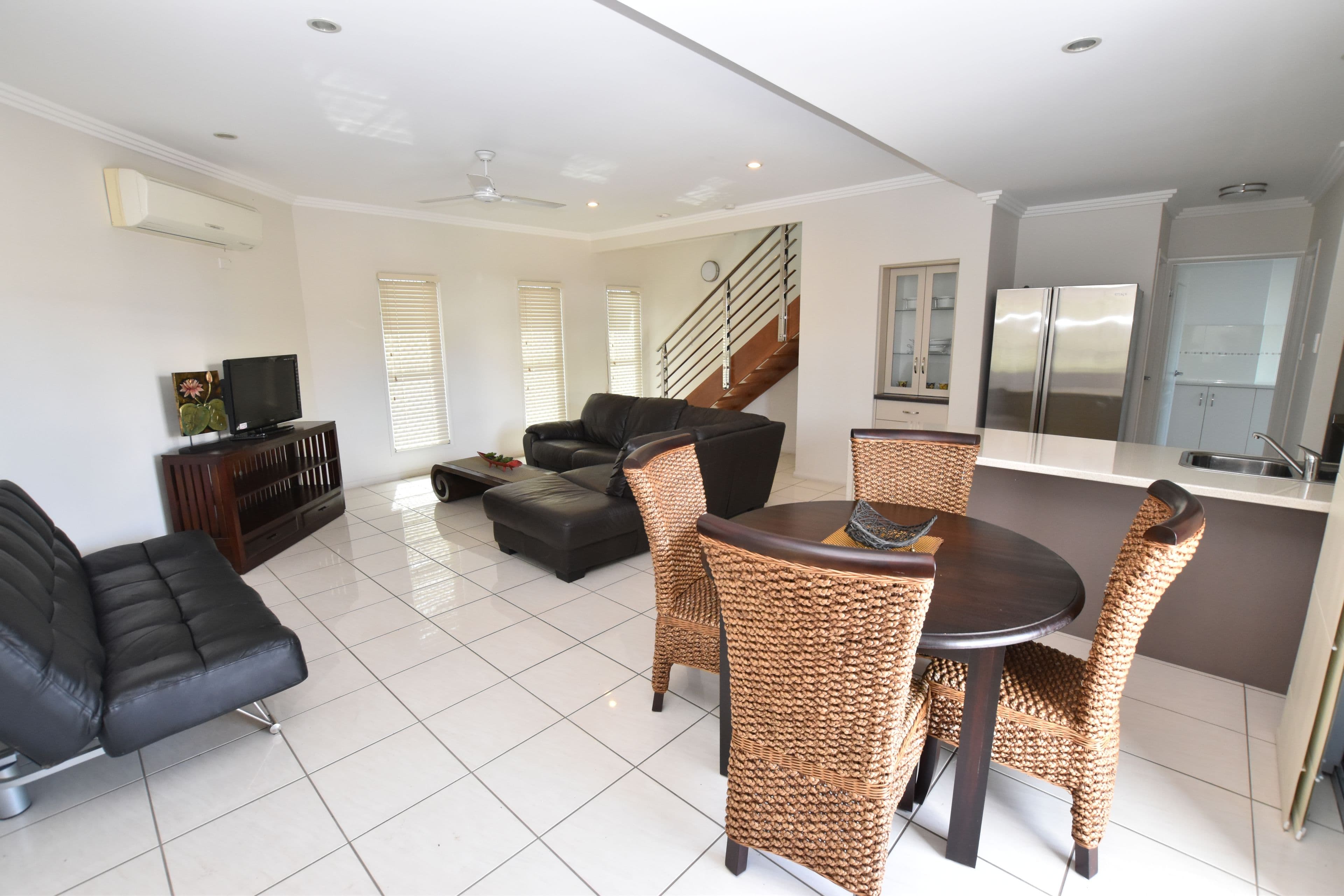 15 Glenlyon Street, Gladstone Central QLD 4680, Gladstone Central - Thumbnail 2