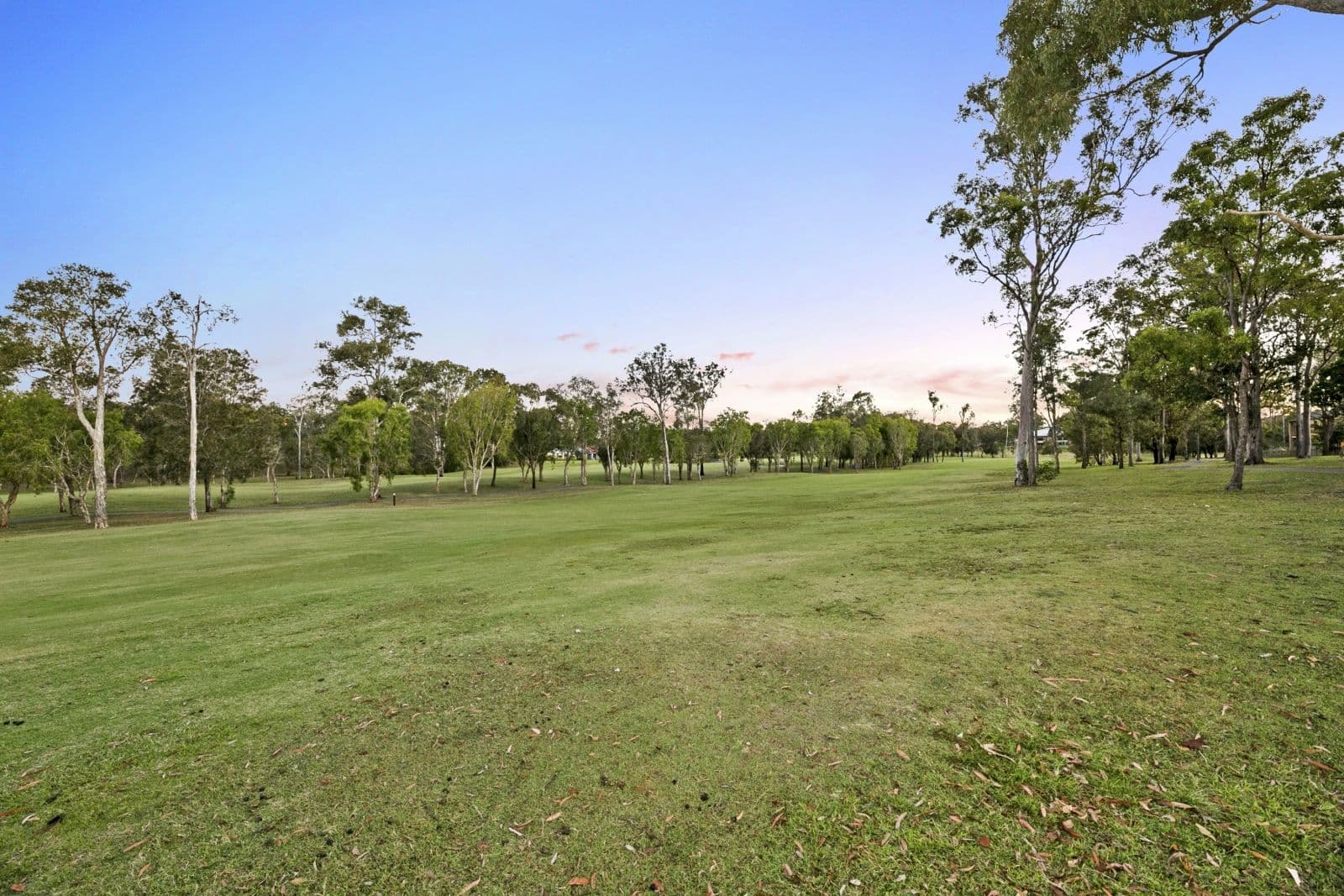 15 Little Hampton Court, Arundel QLD 4214, Arundel - Thumbnail 4