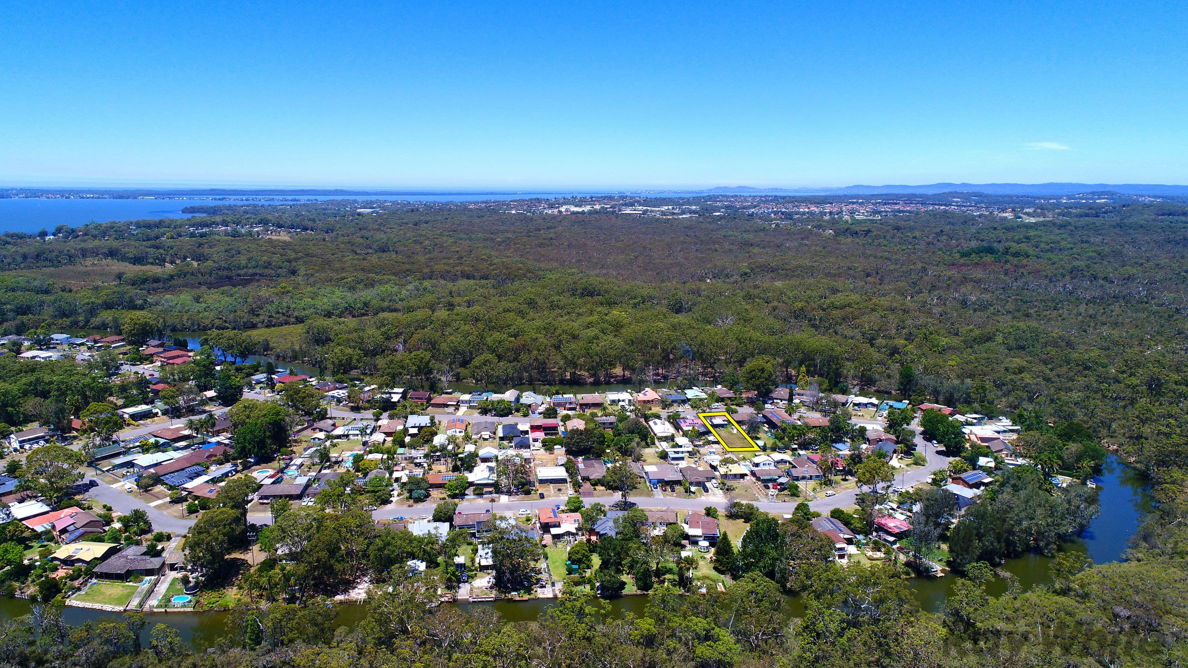 98 Birdwood Drive, Blue Haven - Thumbnail 5