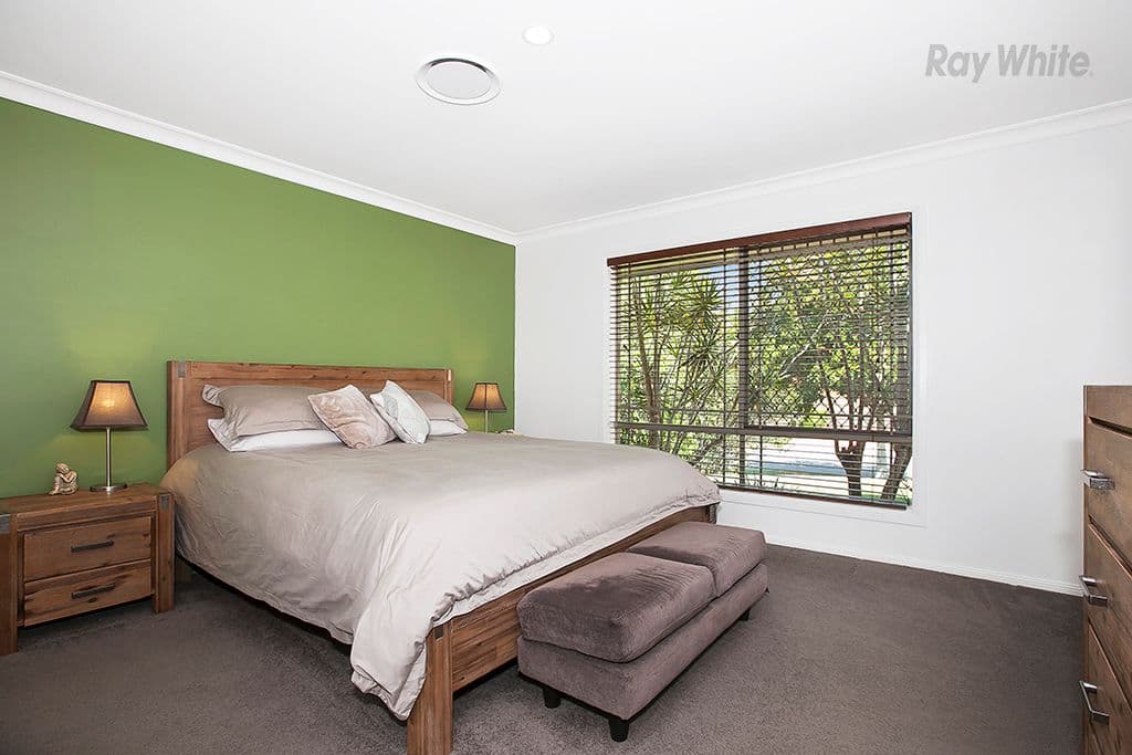 6 Lochern Court, North Lakes QLD 4509, North Lakes - Thumbnail 8
