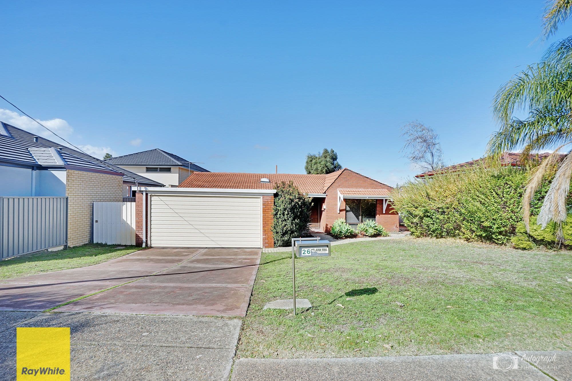 26 Delphine Avenue, Dianella WA 6059, Dianella - Thumbnail 2