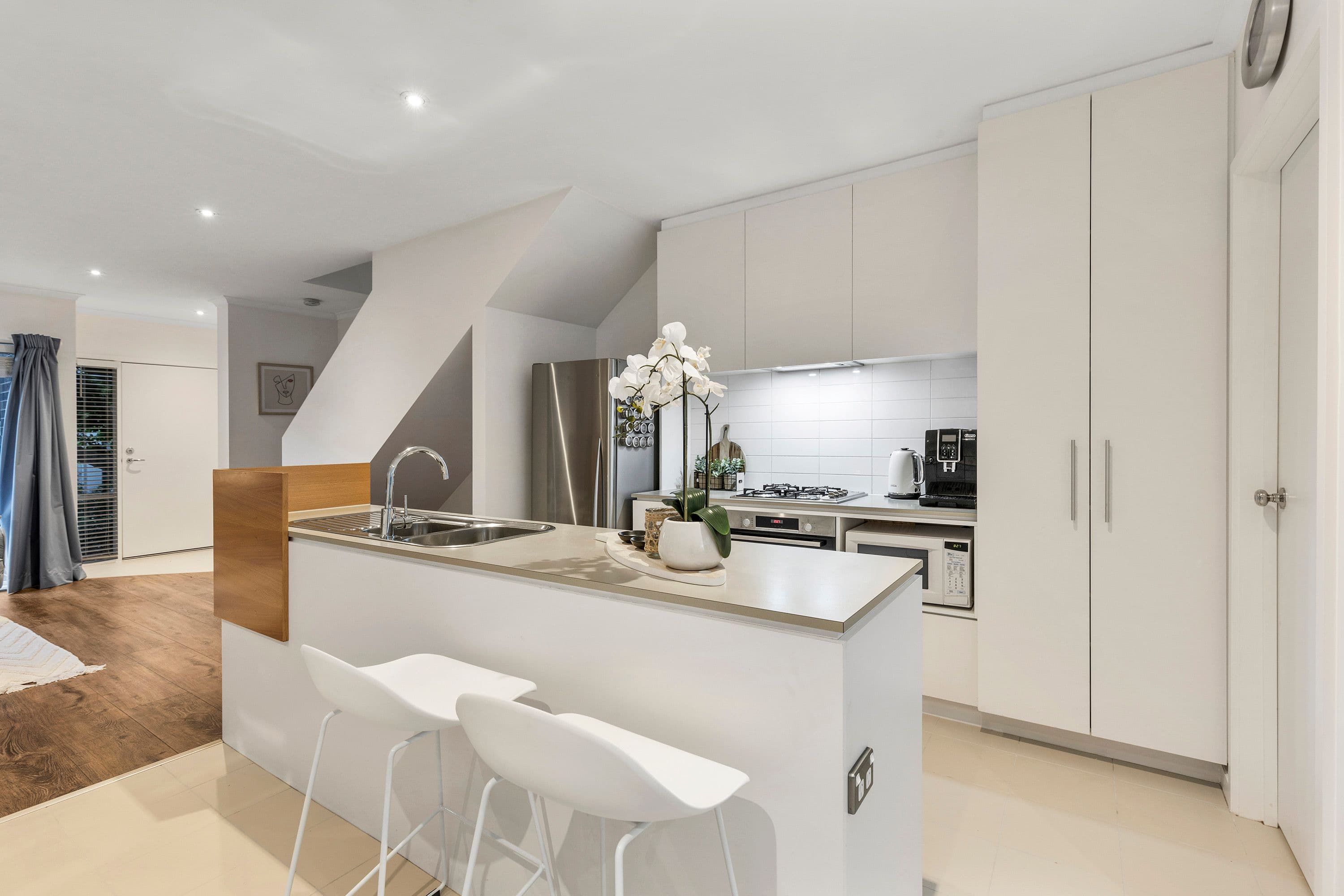 28 Southampton Drive, Mulgrave VIC 3170, Mulgrave - Thumbnail 4