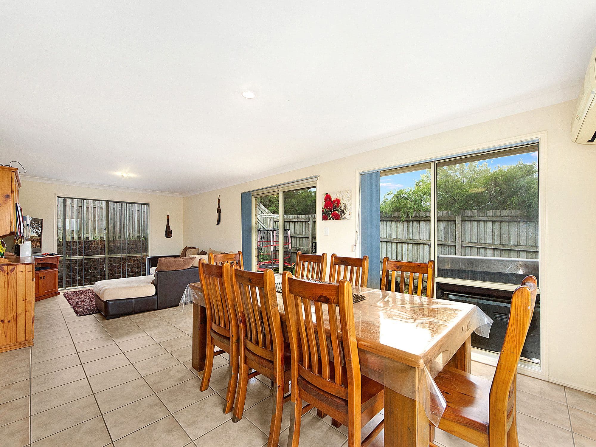 9 Murchison Street, Pacific Pines QLD 4211, Pacific Pines - Thumbnail 4