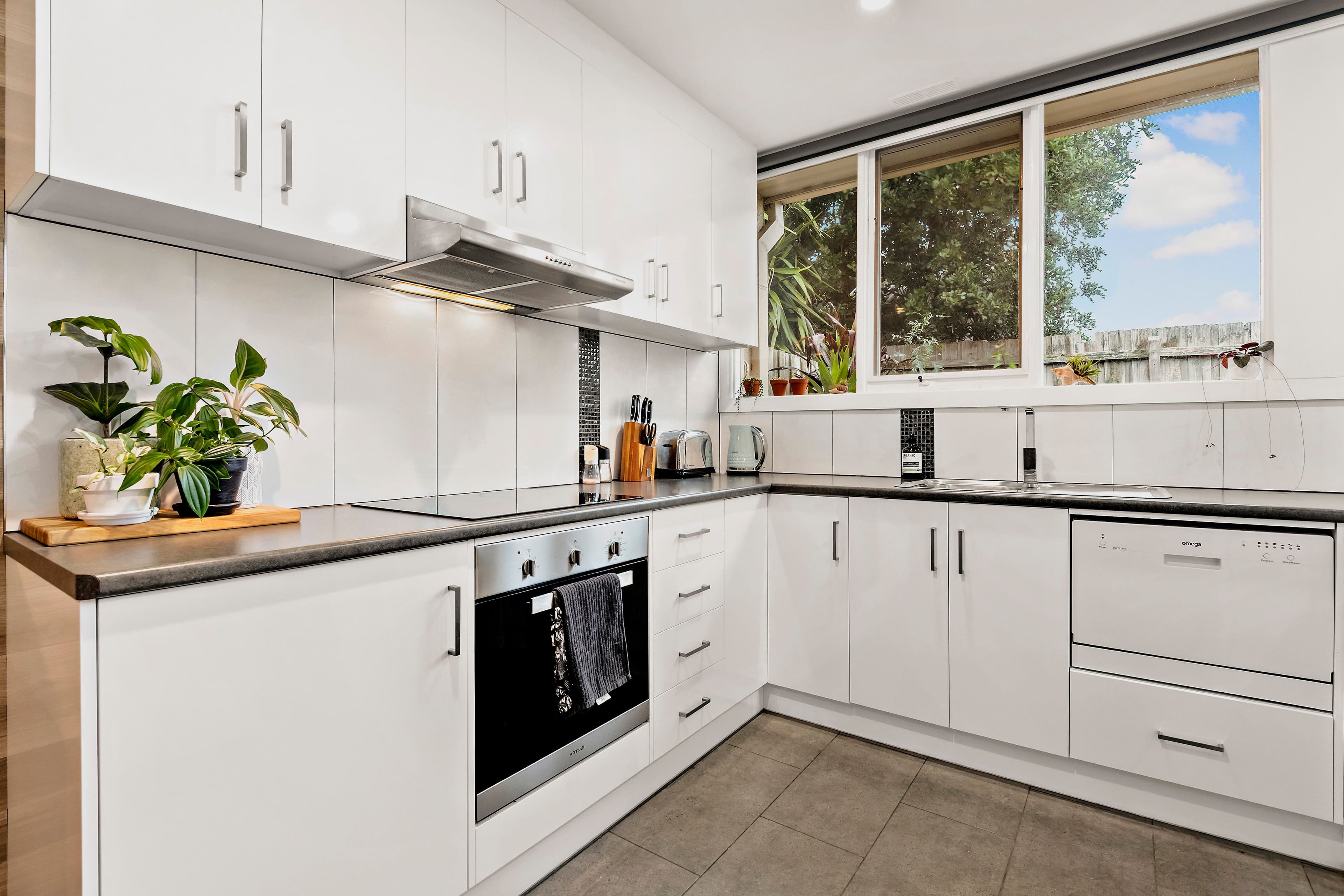 32 Church Road, Carrum VIC 3197, Carrum - Thumbnail 2
