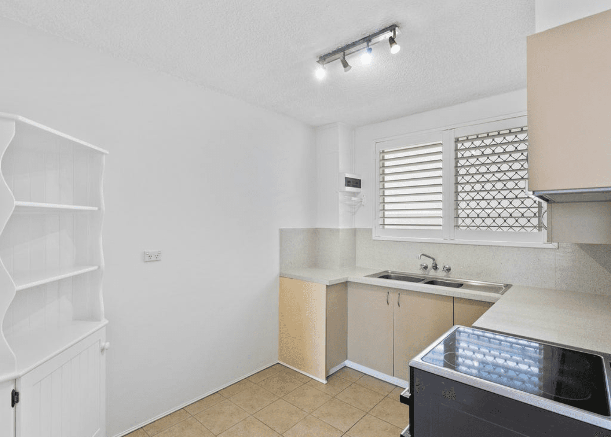 24 Brighton Road, Highgate Hill QLD 4101, Highgate Hill - Thumbnail 4