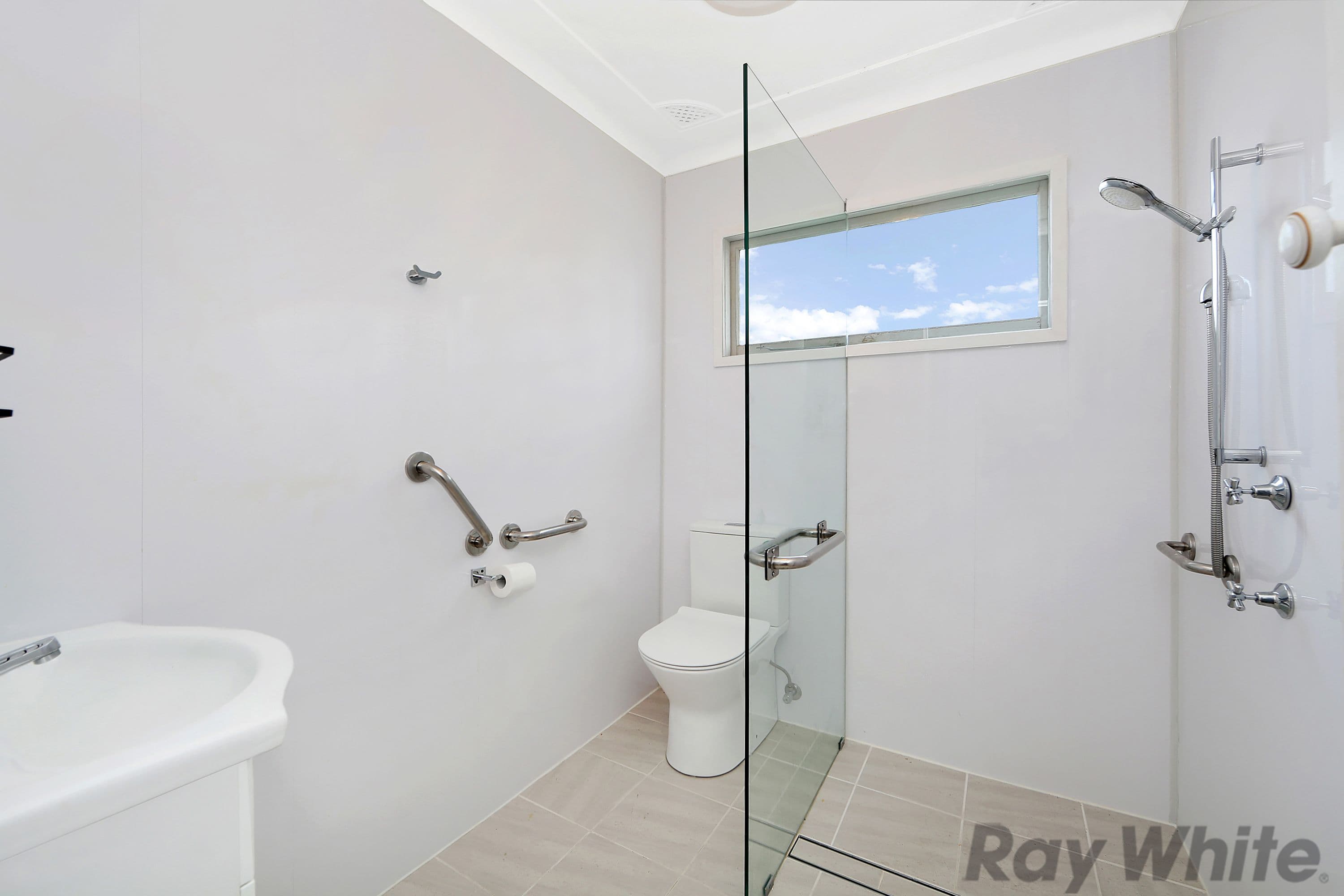 24 Perouse Avenue, San Remo - Thumbnail 8