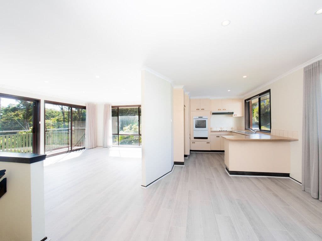 4 Parkes Street, Helensburgh NSW 2508, Helensburgh - Thumbnail 4