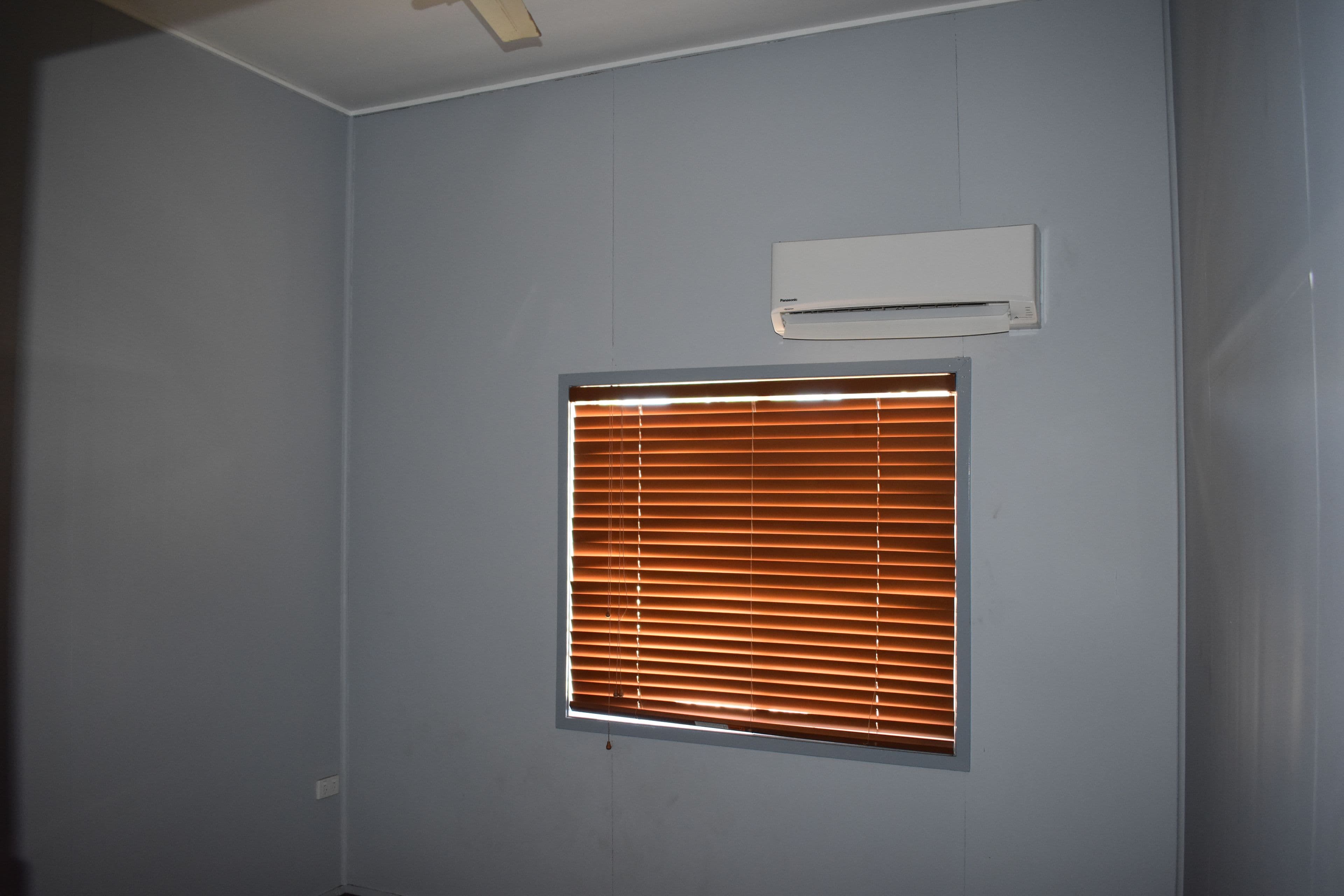 48 Gray Street, Emerald QLD 4720, Emerald - Thumbnail 5