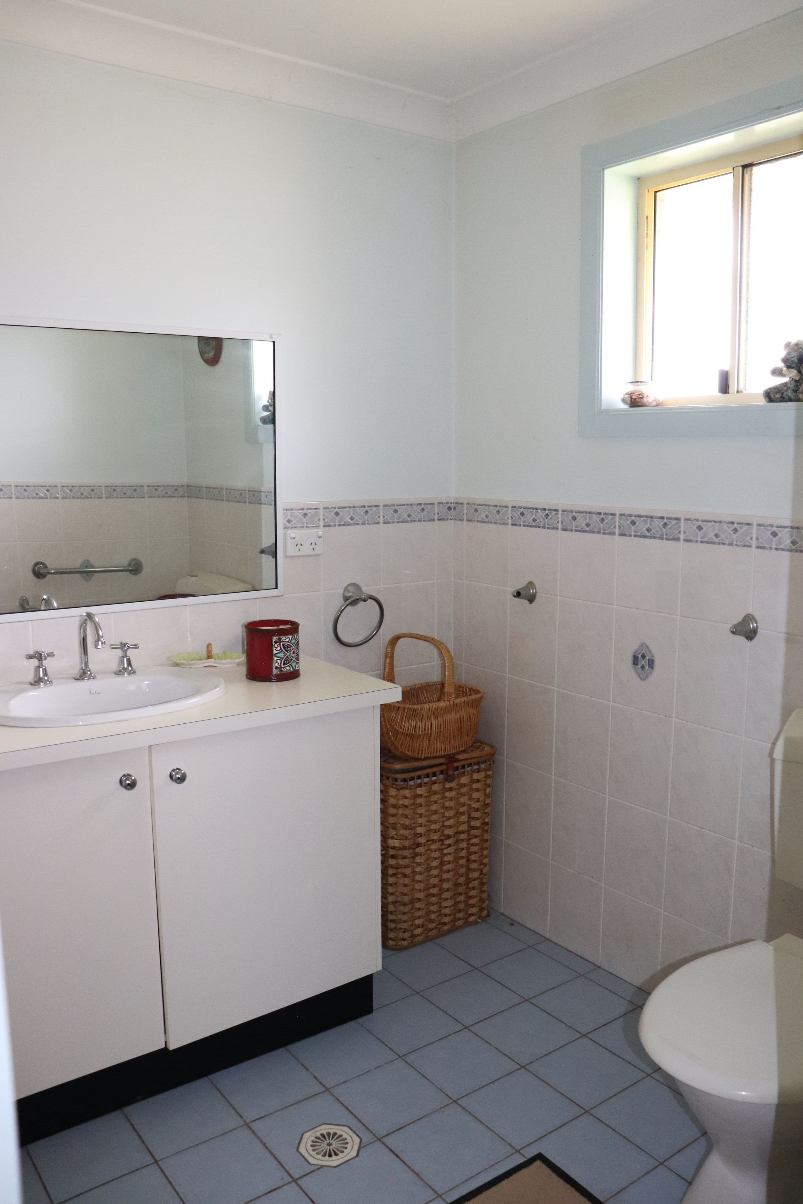 13 Coates Avenue, Glen Innes NSW 2370, Glen Innes - Thumbnail 5