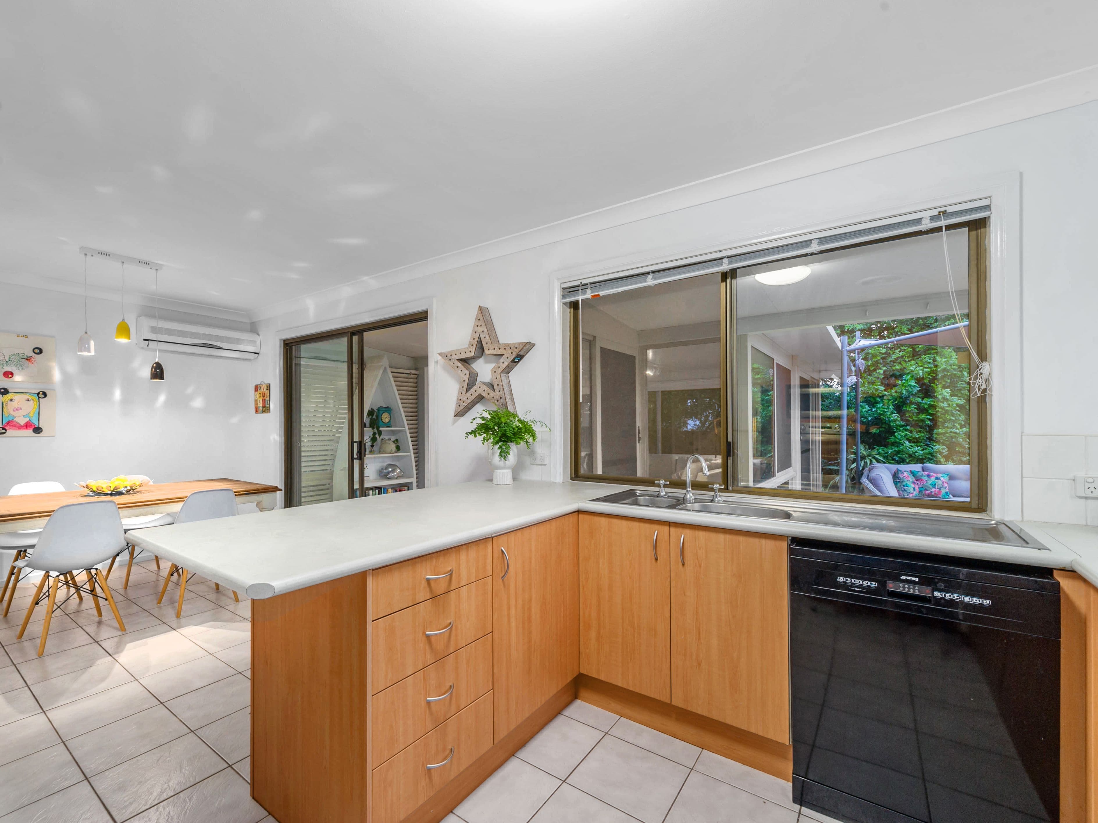 10 Cuthbert Street, Albany Creek QLD 4035, Albany Creek - Thumbnail 6