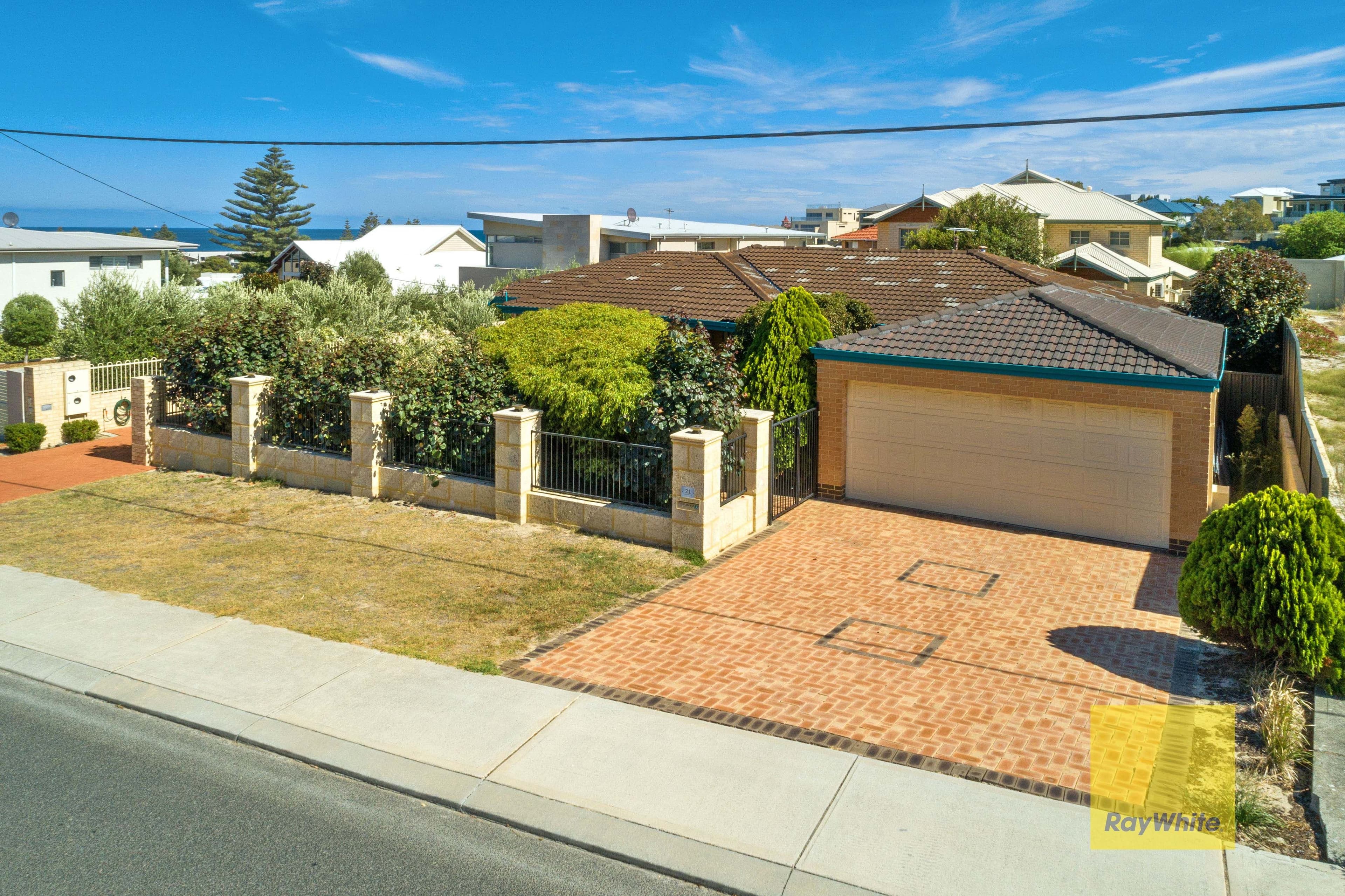 21 Parker Avenue, Sorrento WA 6020, Sorrento - Thumbnail 4