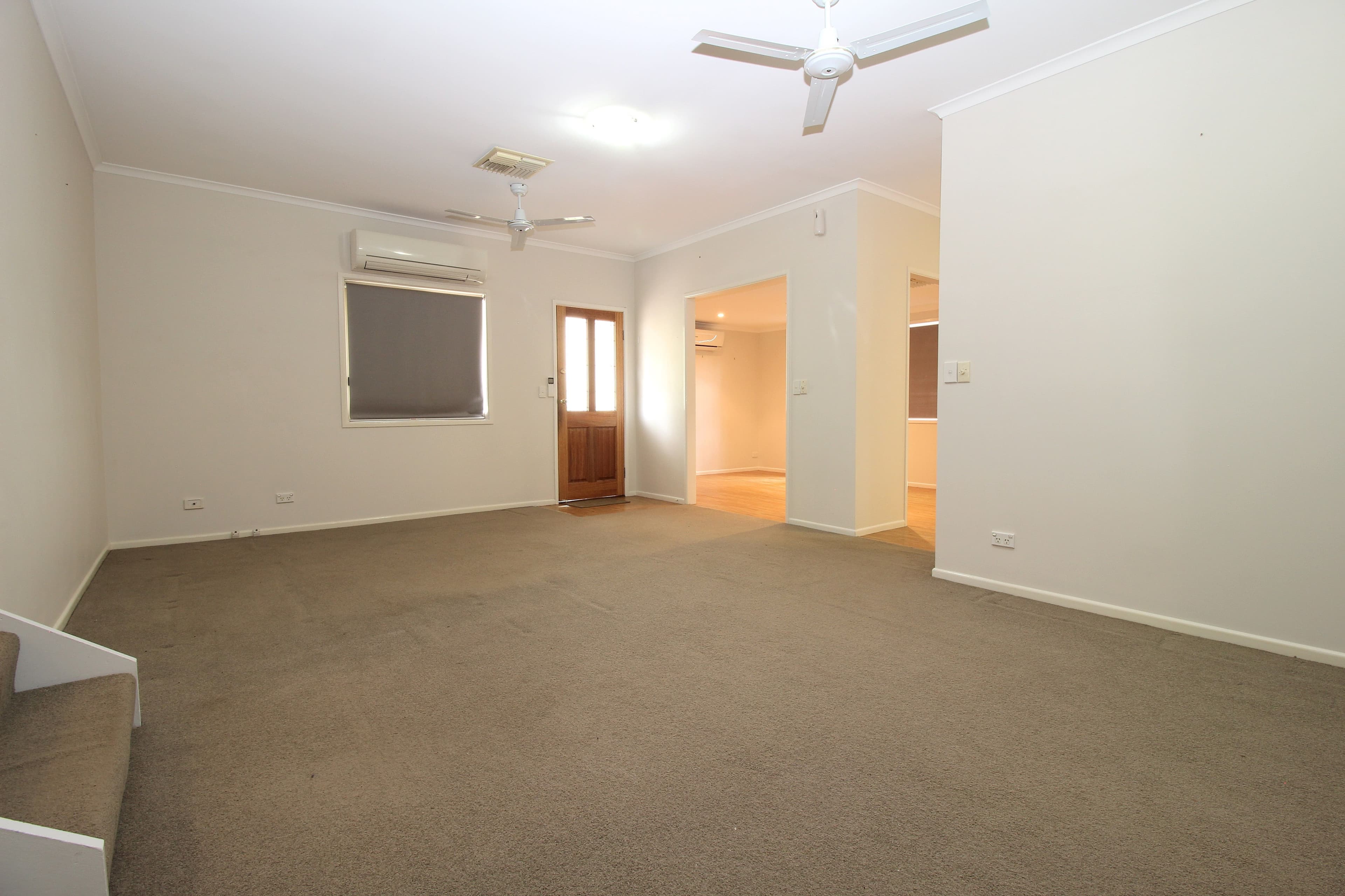 2 Michelle Place, Emerald QLD 4720, Emerald - Thumbnail 8