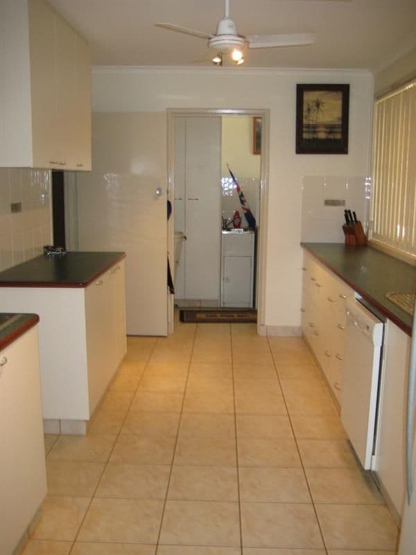 16 Berkeley Crescent, Dampier WA 6713, Dampier - Thumbnail 4