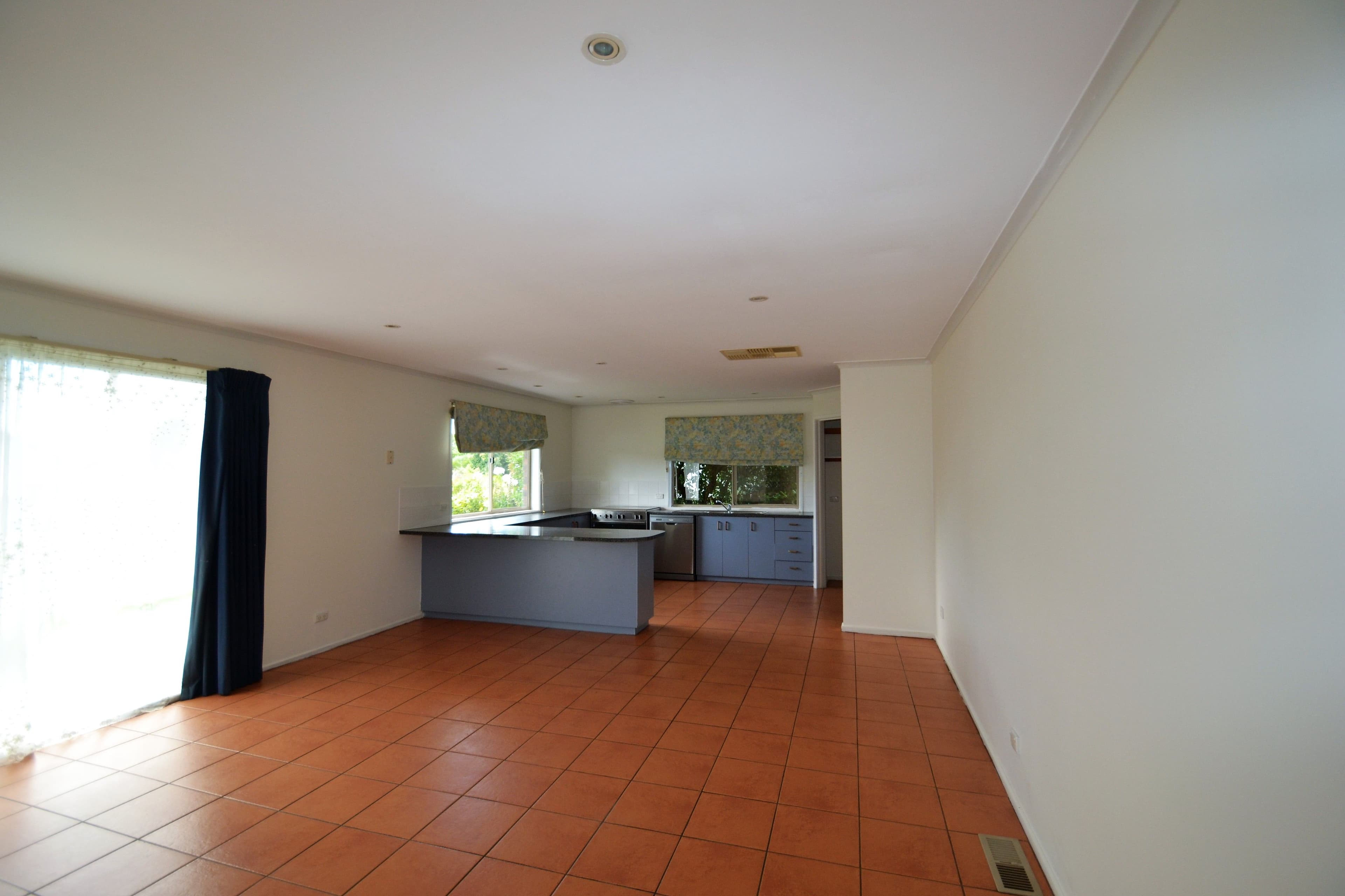 14 Delhi Street, Seymour VIC 3660, Seymour - Thumbnail 4