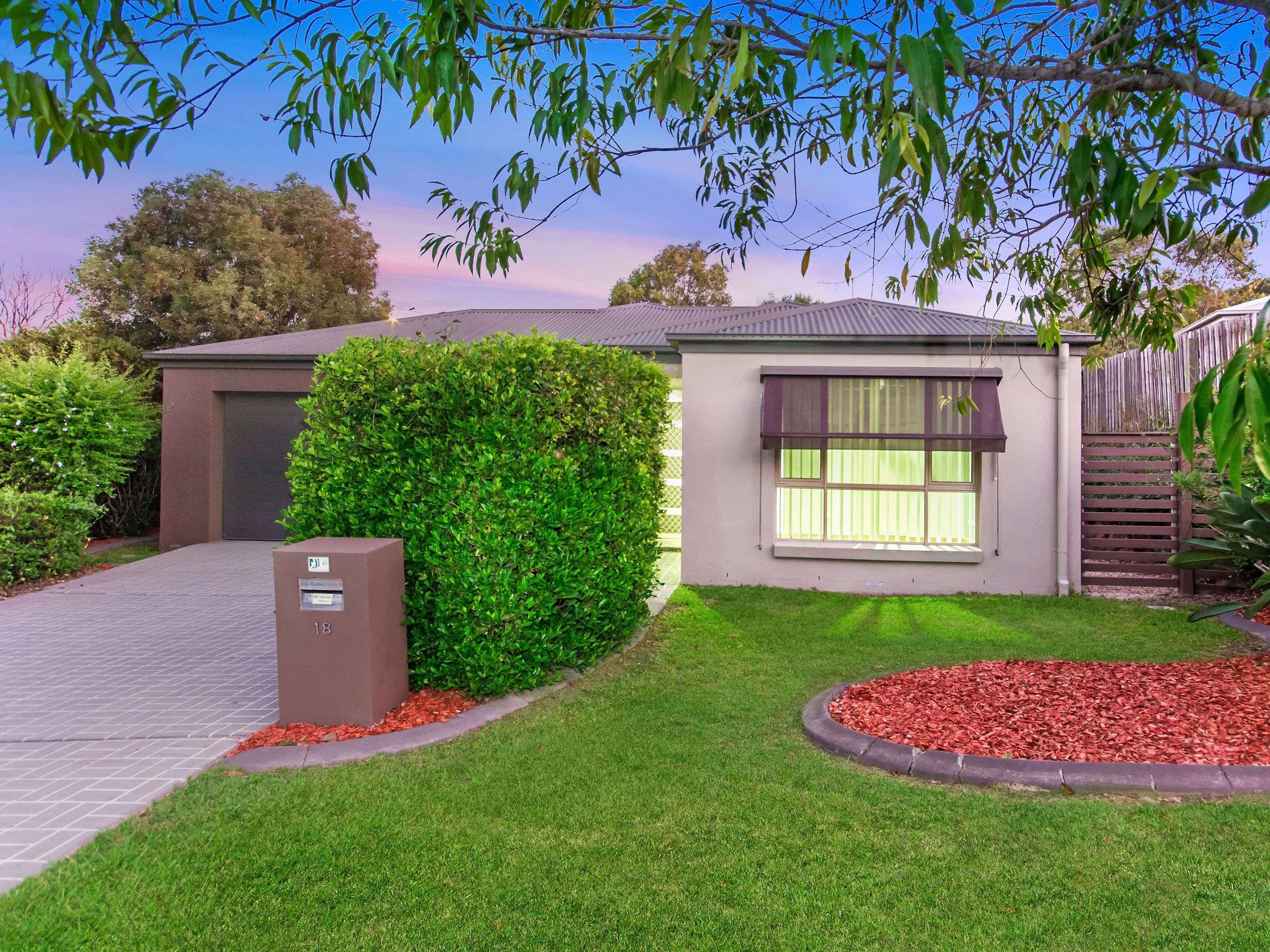 18 Silver Dawn Crescent, Oxenford QLD 4210, Oxenford - Thumbnail 4