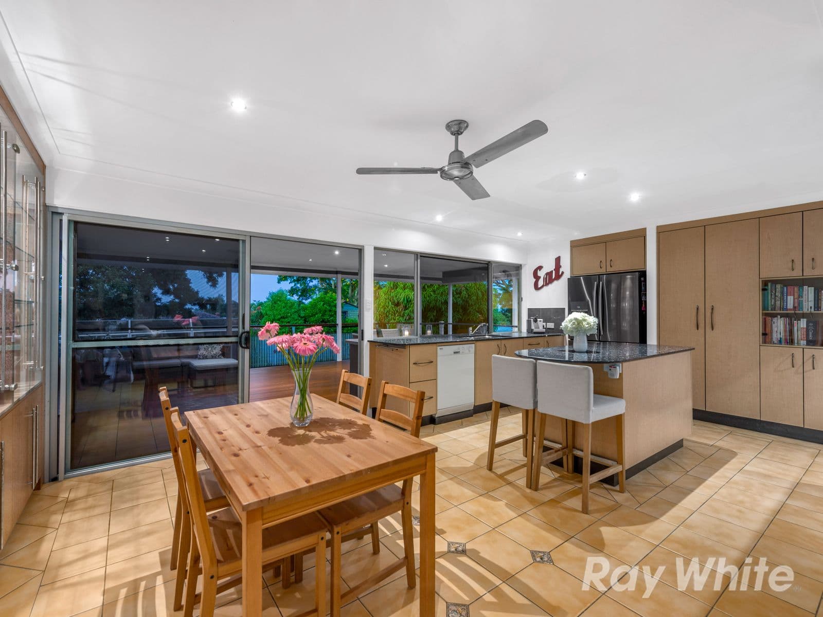 19 Eastbourne Street, Chermside West QLD 4032, Chermside West - Thumbnail 5