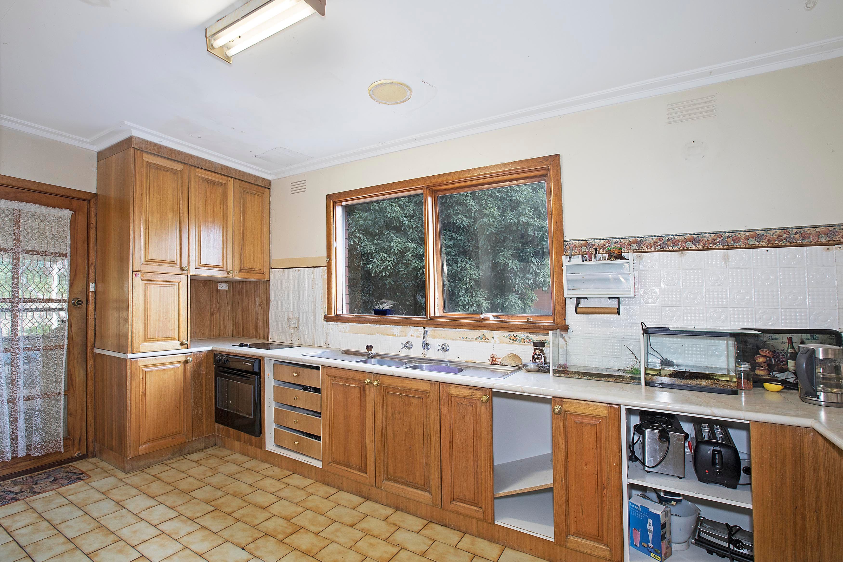 58 Bellevue Avenue, Highton VIC 3216, Highton - Thumbnail 4