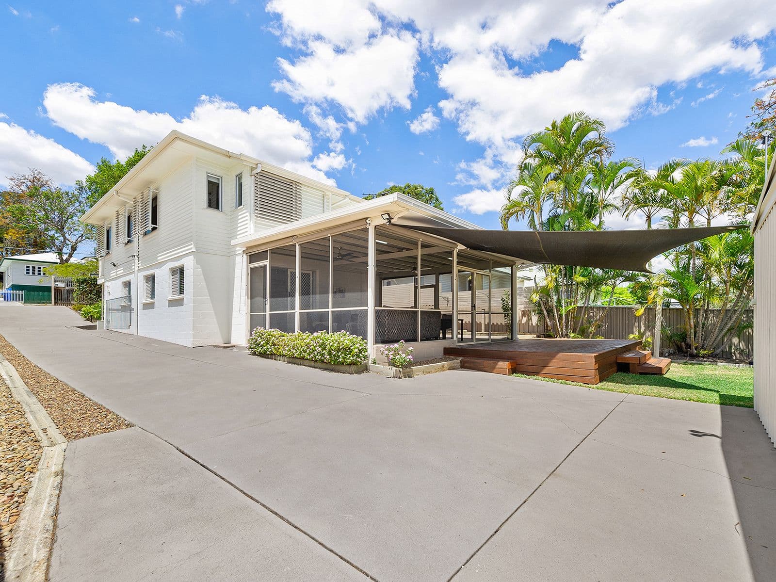 16 Stadcor Street, Wavell Heights QLD 4012, Wavell Heights - Thumbnail 2