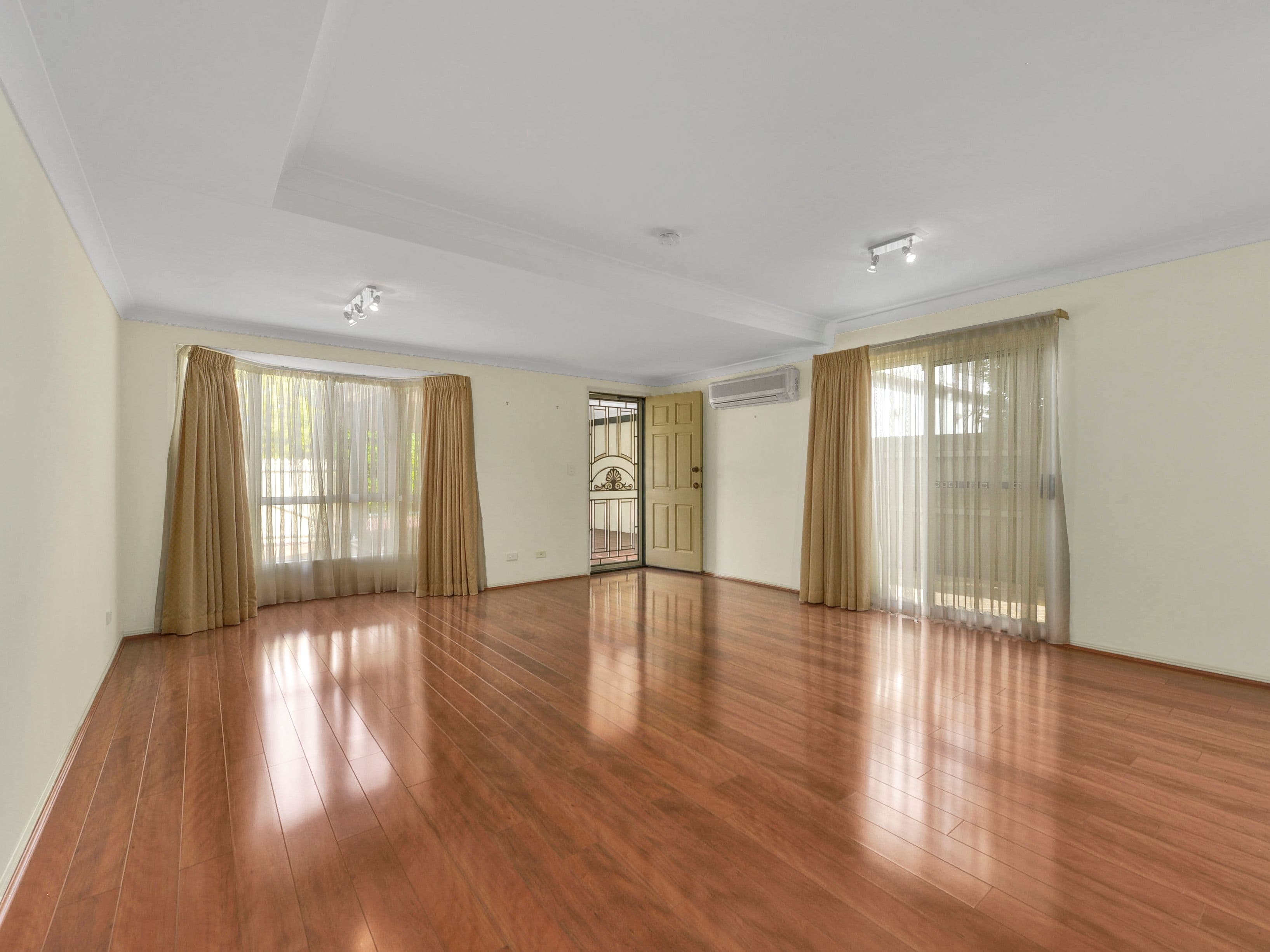 55 Smallman Street, Bulimba QLD 4171, Bulimba - Thumbnail 3