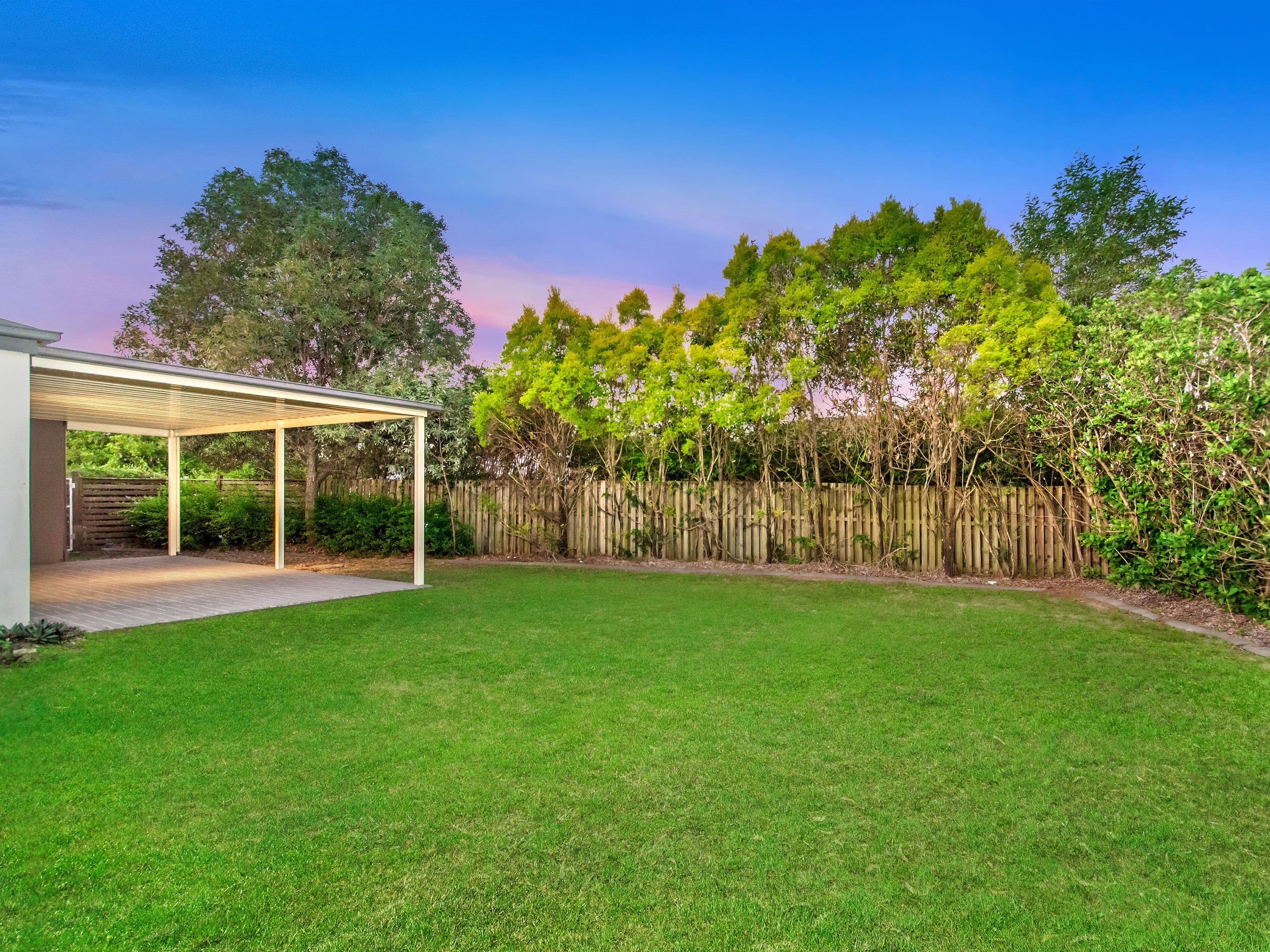 18 Silver Dawn Crescent, Oxenford QLD 4210, Oxenford - Thumbnail 2