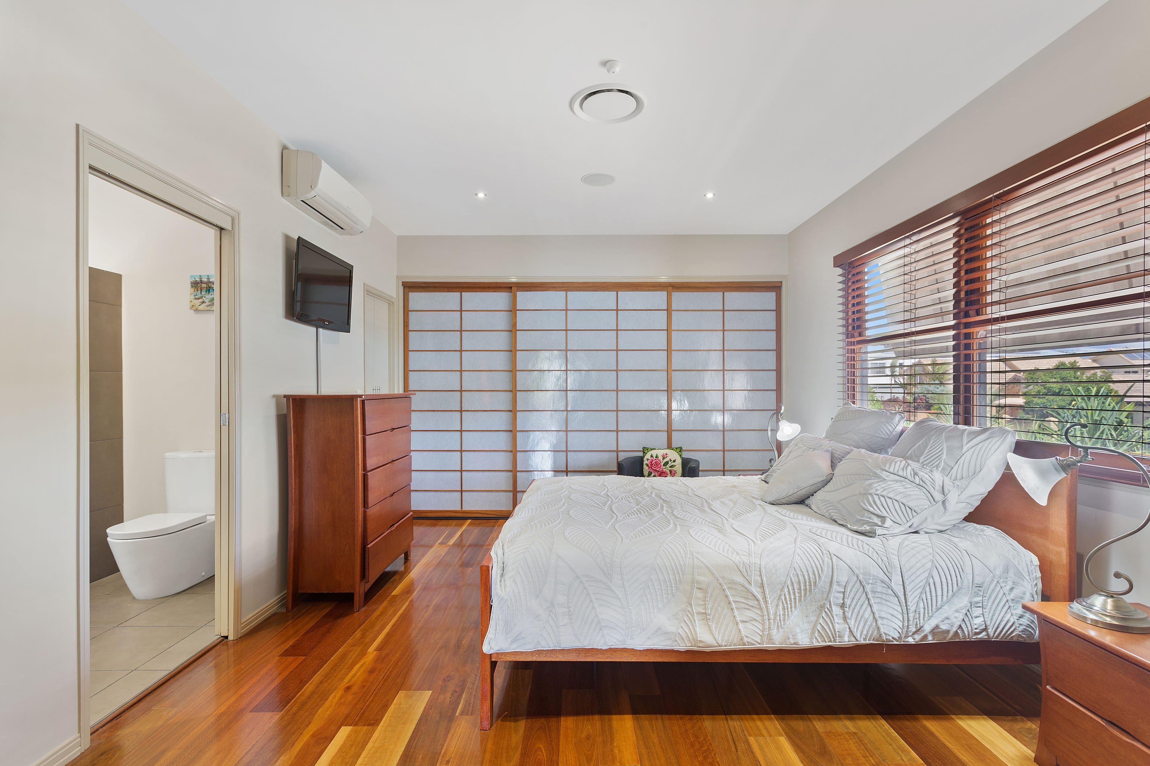 2 Cedar Court, Burleigh Heads QLD 4220, Burleigh Heads - Thumbnail 4
