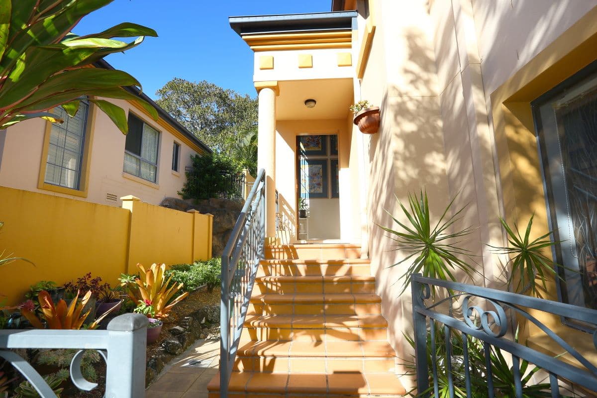 85 Palm Meadows Drive, Carrara QLD 4211, Carrara - Thumbnail 2