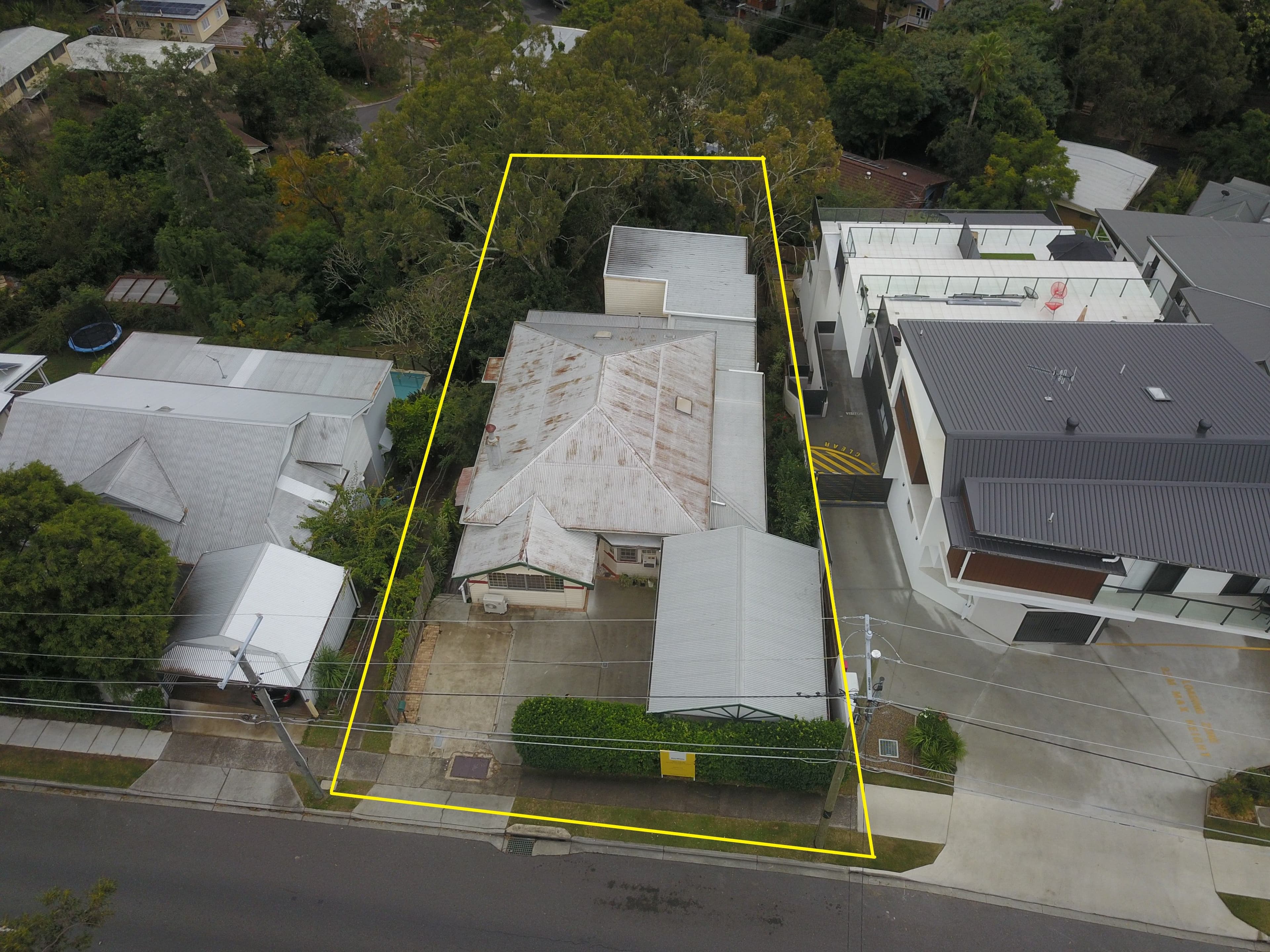 49 Simpsons Road, Bardon QLD 4065, Bardon - Thumbnail 2