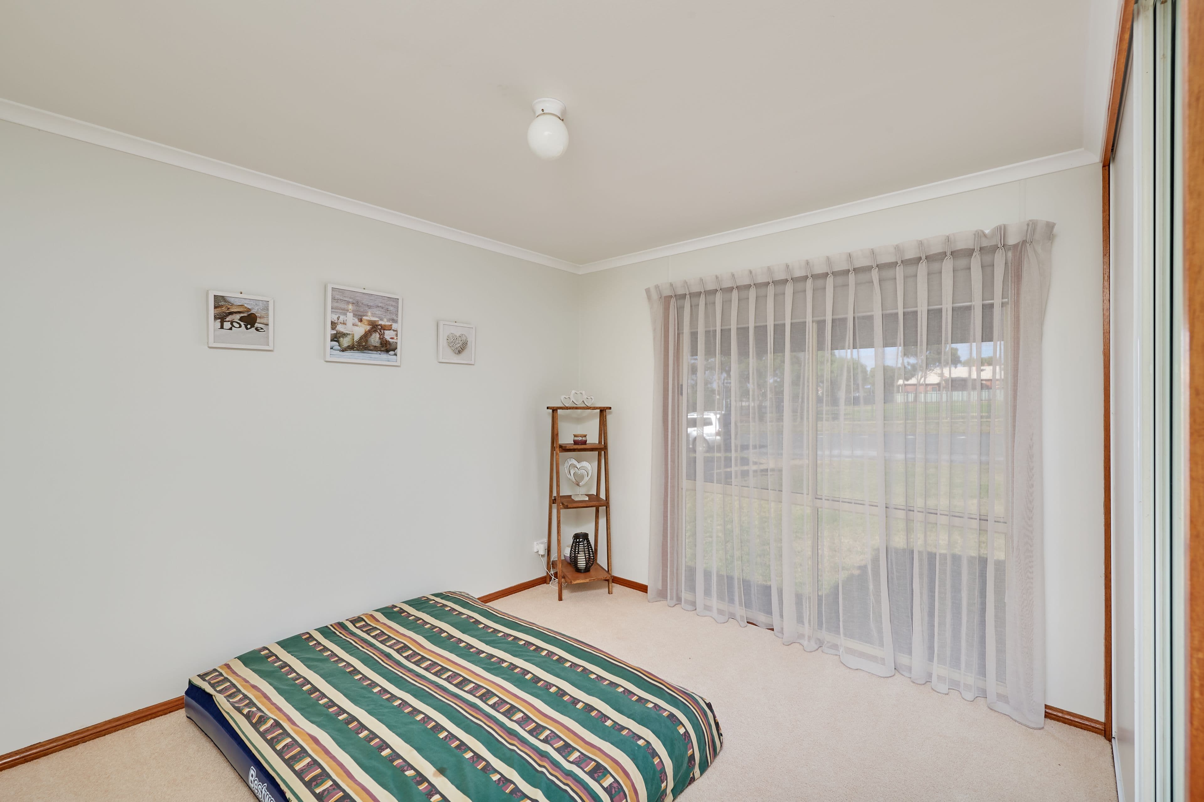 75 Bruce Street
Coolamon 2701, New South Wales, Coolamon - Thumbnail 7