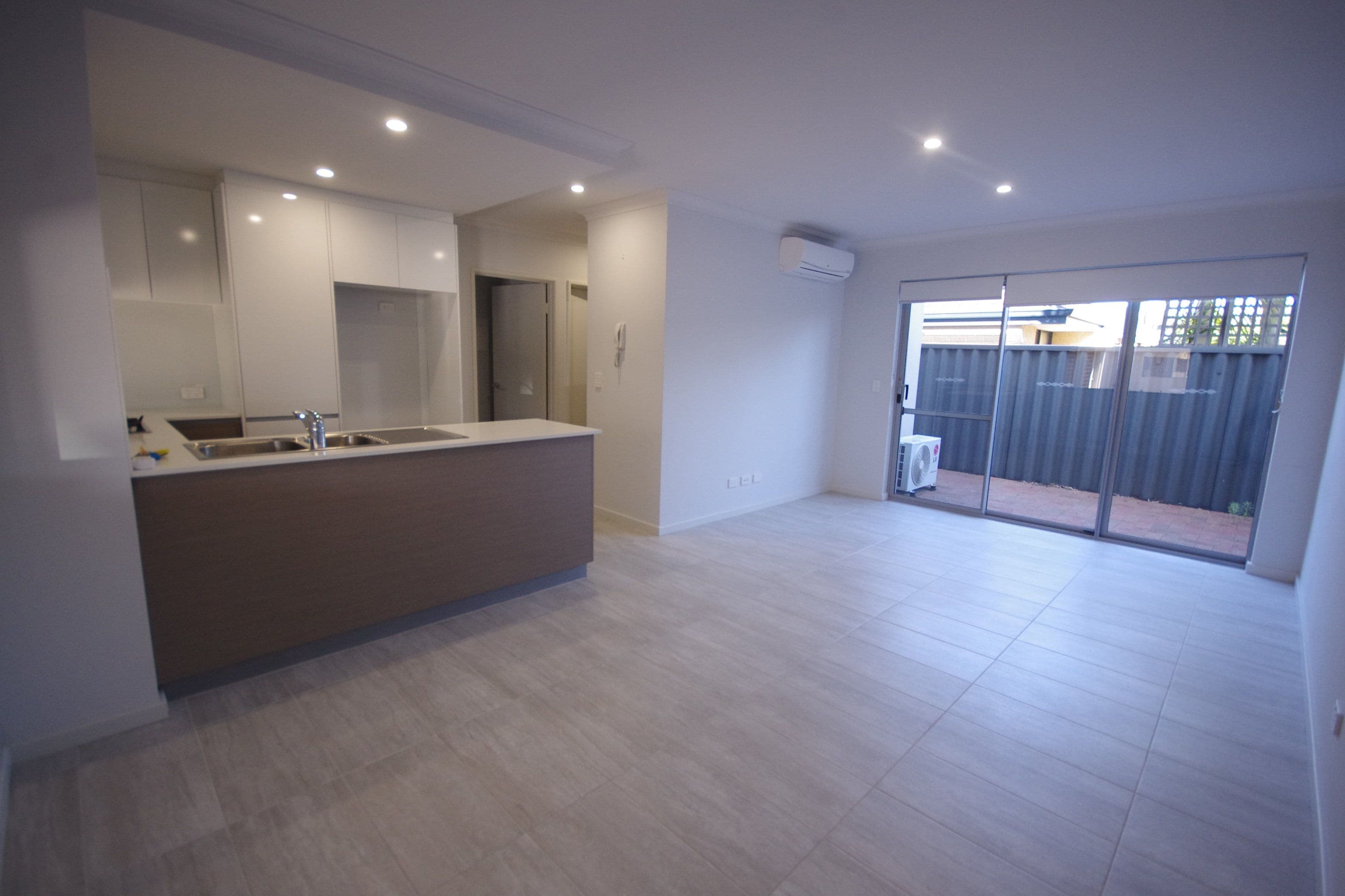 17/300 Drake Street, Morley WA 6062, Morley - Thumbnail 3