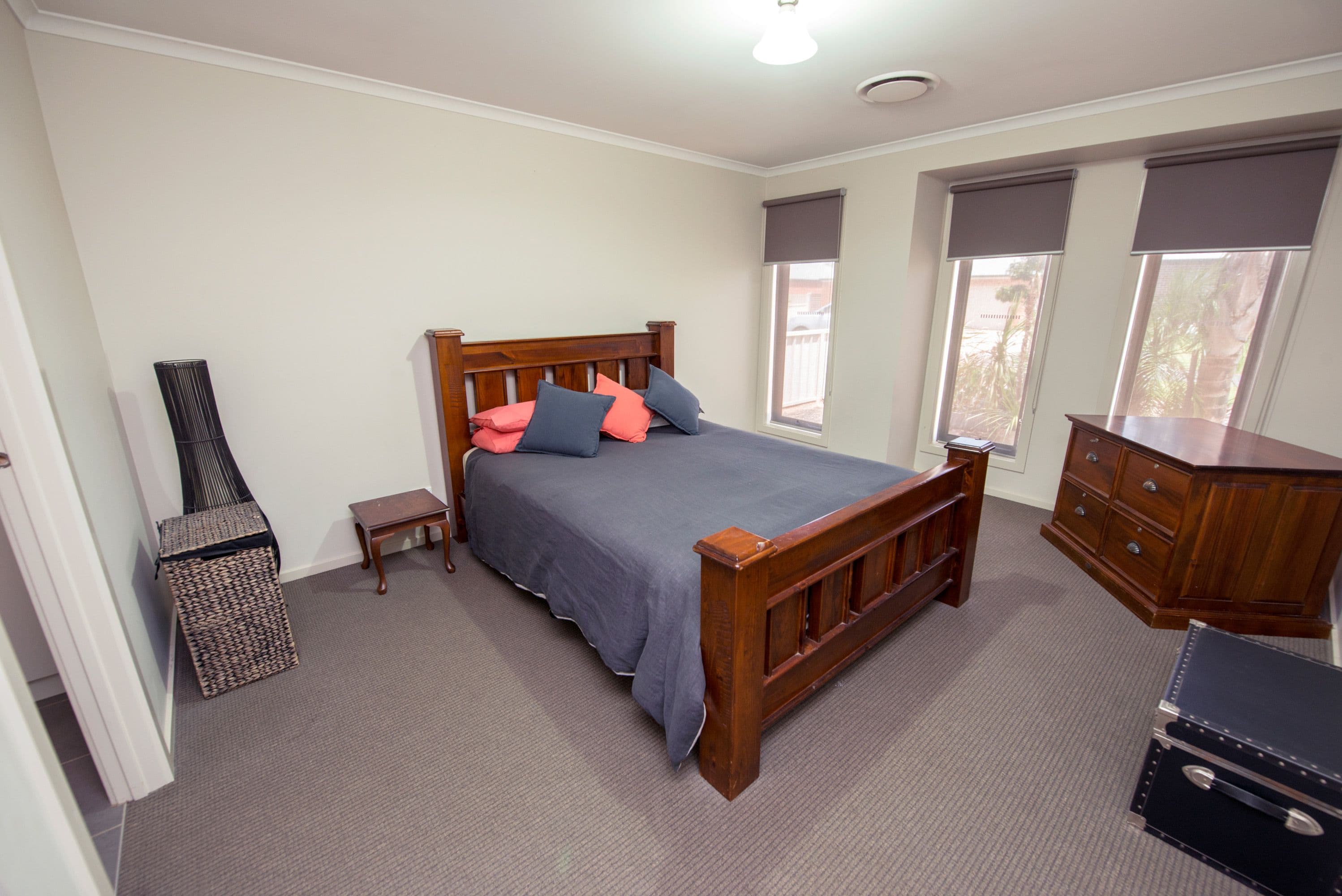 10 Redgum Street, Swan Hill VIC 3585, Swan Hill - Thumbnail 7