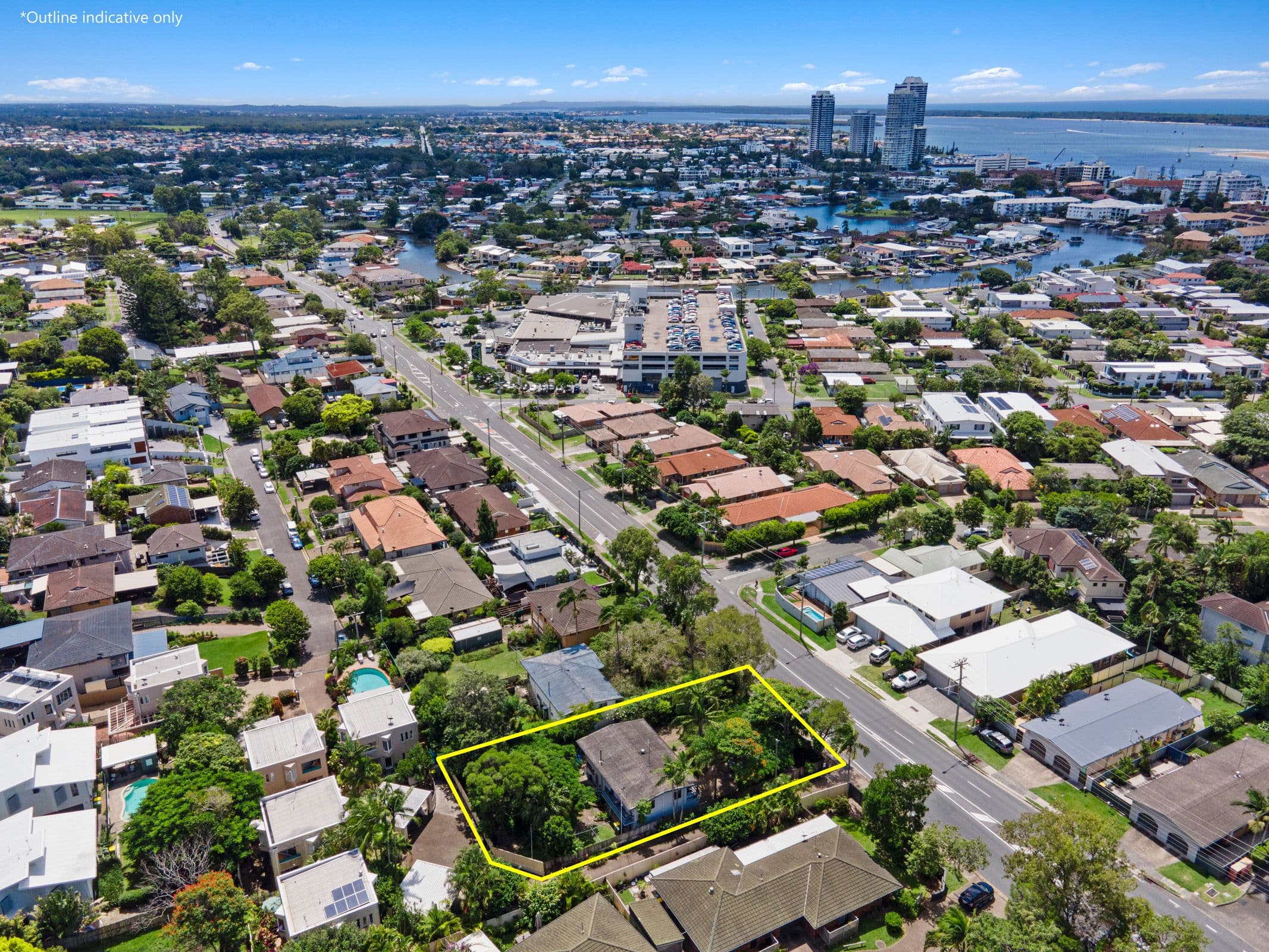 18 Hollywell Road, Biggera Waters QLD 4216, Biggera Waters - Image 1
