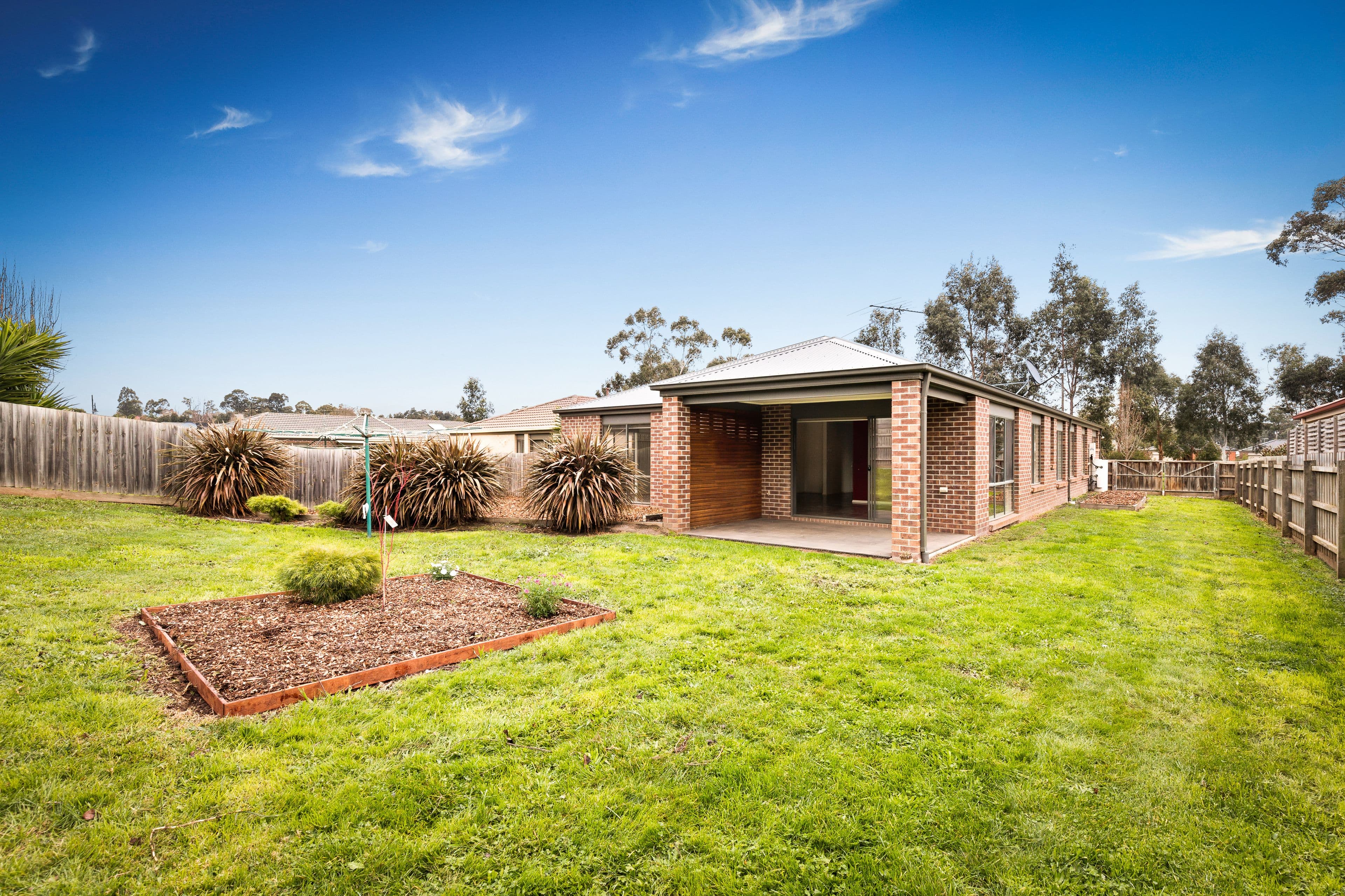 16 Clifford Drive, Drouin VIC 3818, Drouin - Thumbnail 7