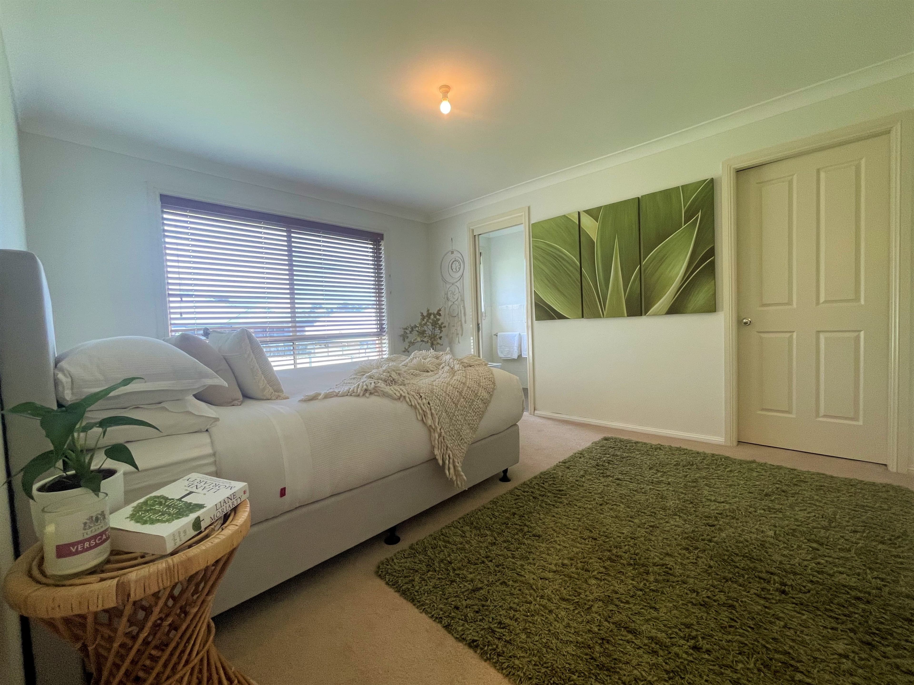 9 Hargreaves Crescent, Young NSW 2594, Young - Thumbnail 7