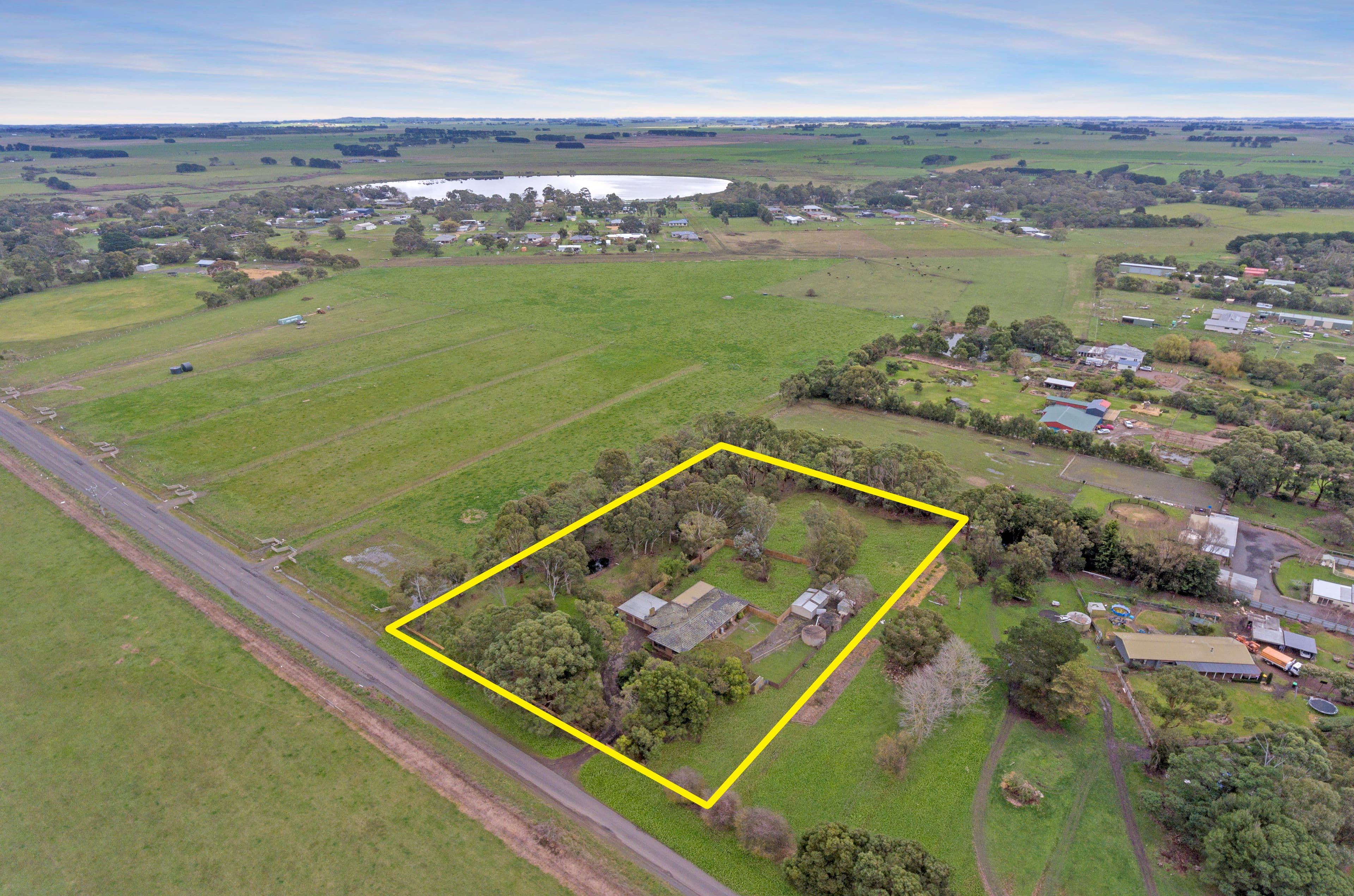131 Dunnes Road, Winslow VIC 3281, Winslow - Thumbnail 7